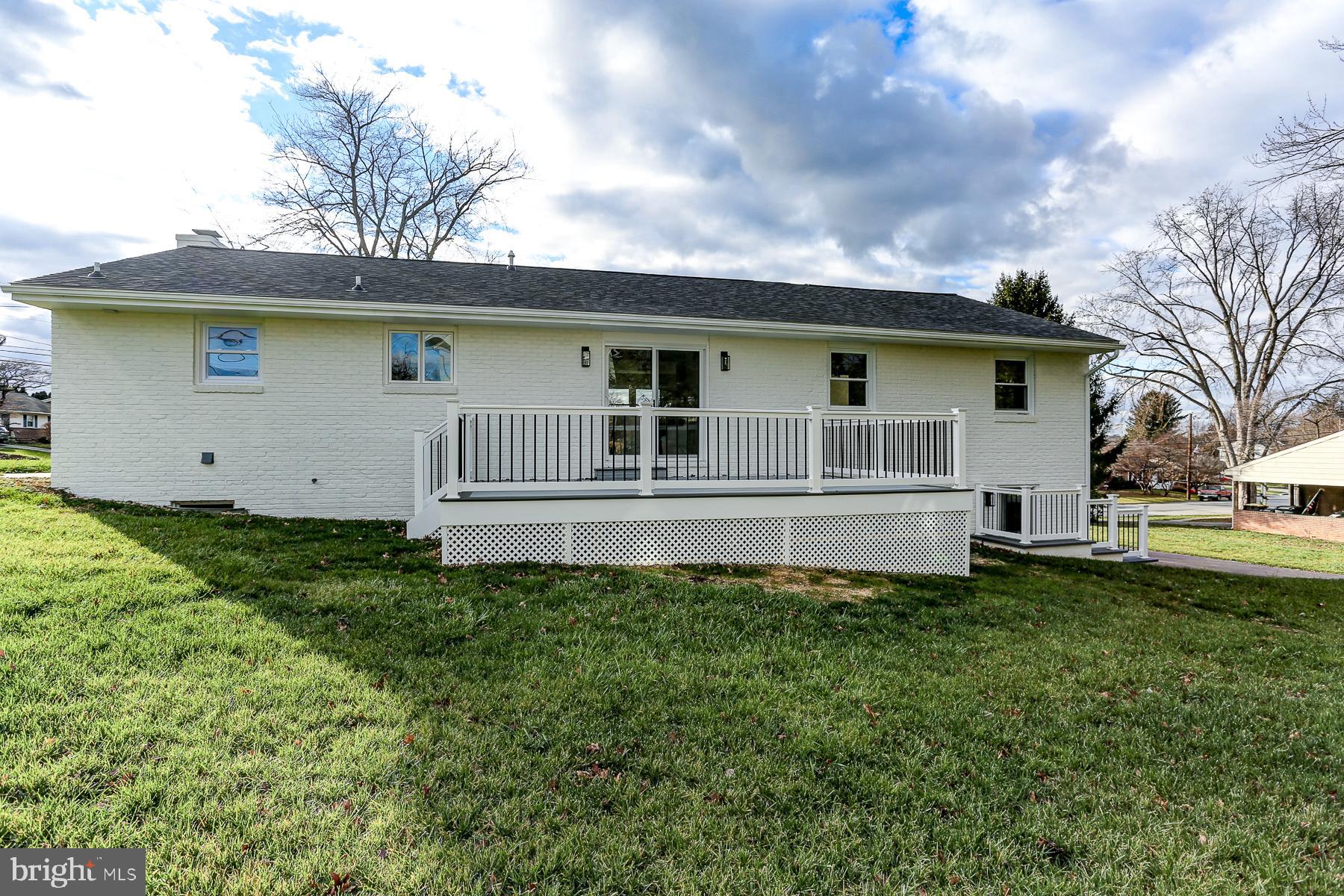 LAMPETER STRASBURG - Residential