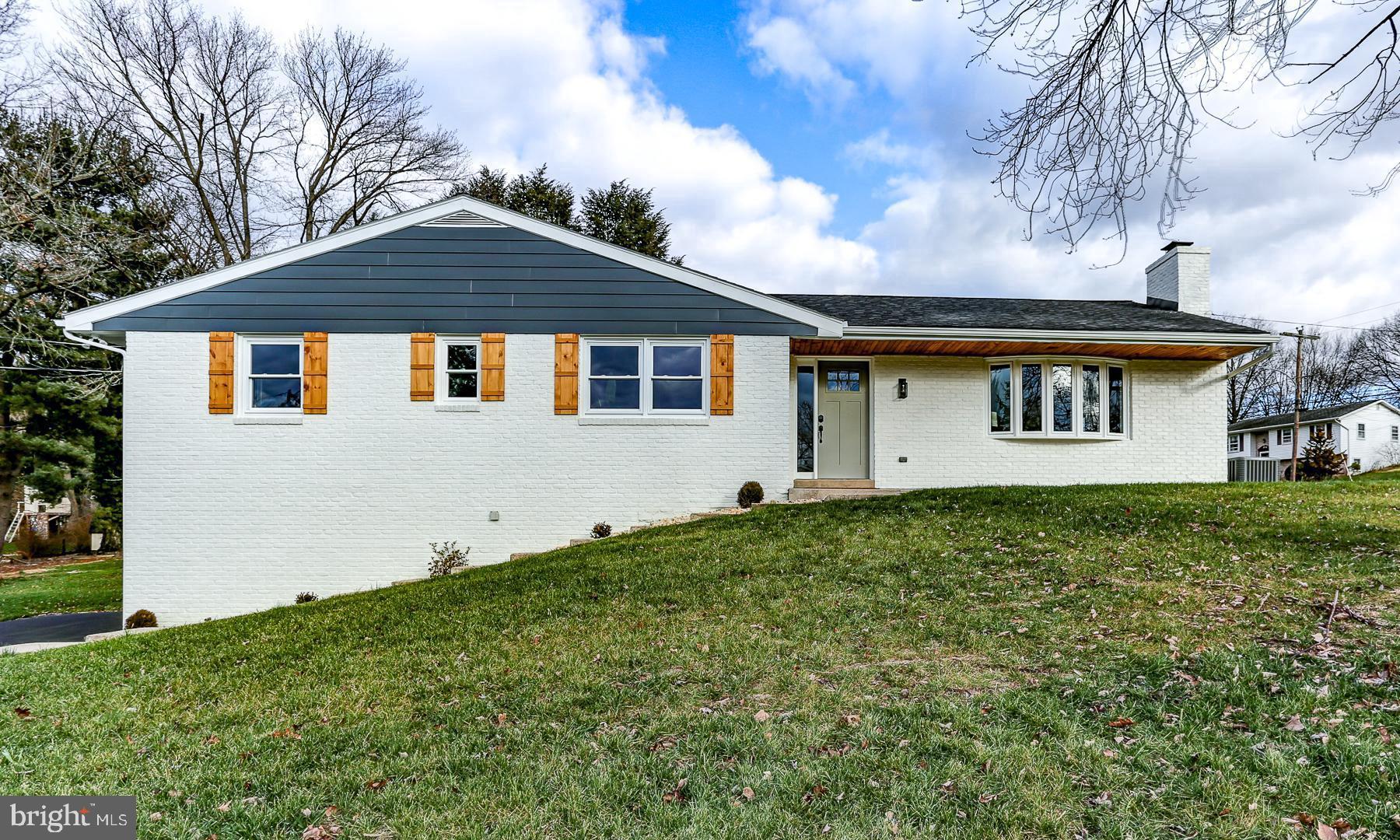 LAMPETER STRASBURG - Residential