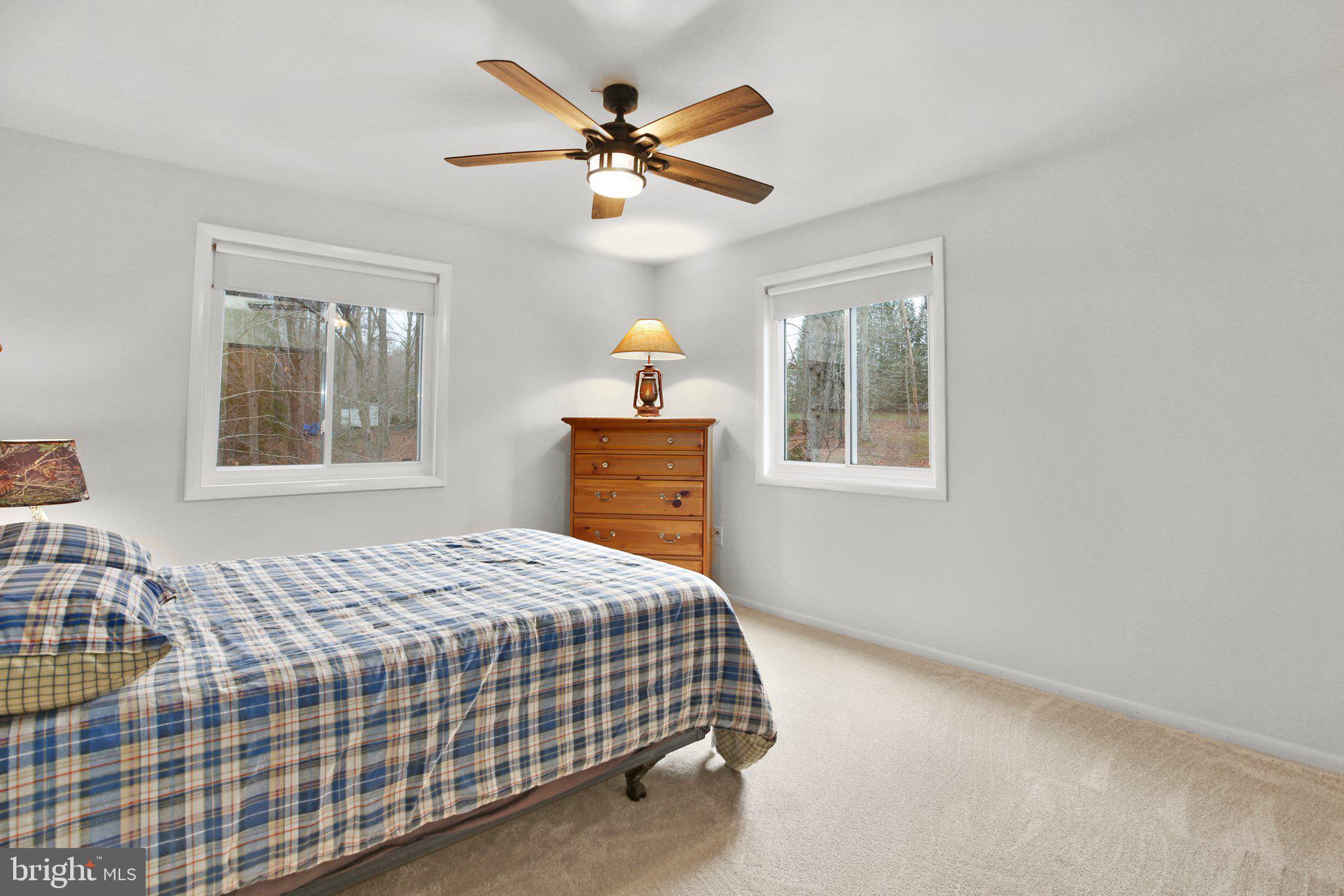 RIVERS EDGE - Residential