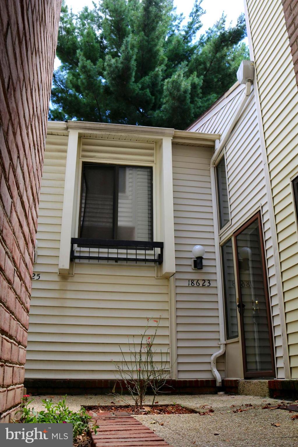 With new flooring & fresh paint throughout, this sunlit 3bed/2bath townhouse awaits it's new owner  Spacious main level (w/fireplace) & lower level family rooms offer ample living space.  Large master on upper floor w/double closets.  Utility room w/newer washer dryer, hvac, h2o heater & storage  One car garage.  Close to shopping & lake. What are you waiting for!?  Make it yours today!