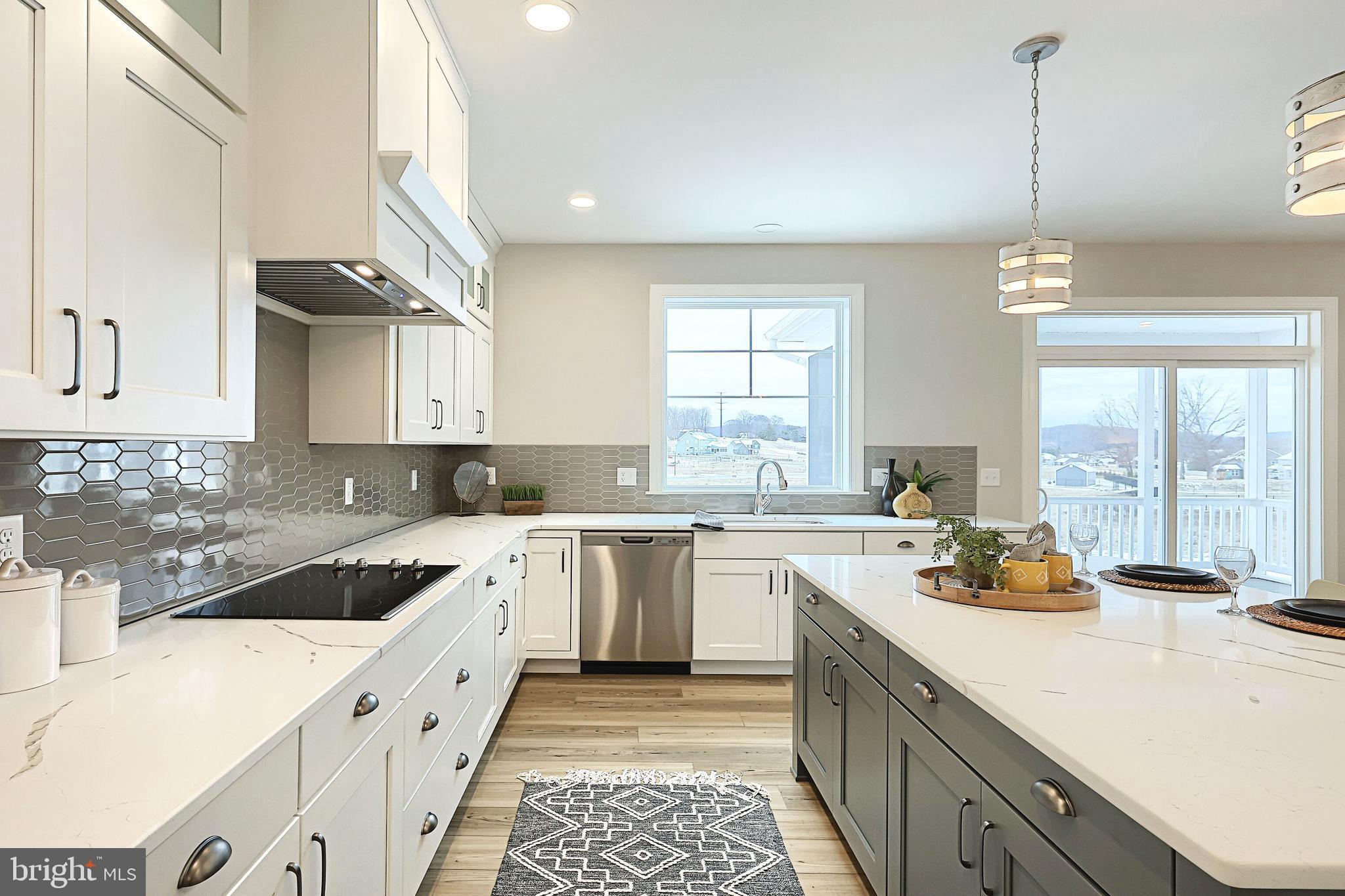 HAWK VALLEY - Residential