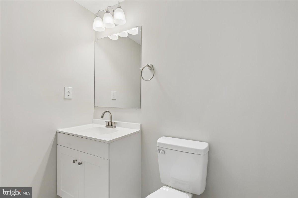 SOUTH HAMPTON - Residential