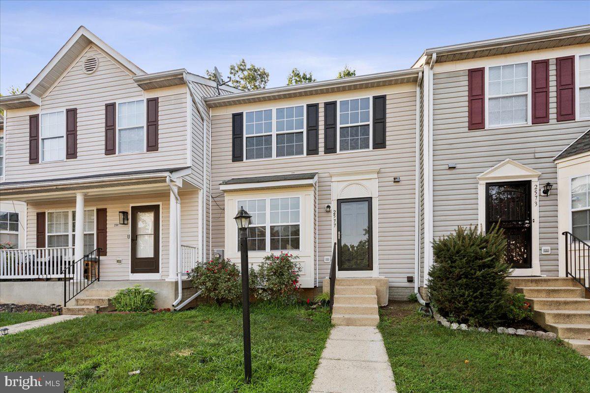 SOUTH HAMPTON - Residential