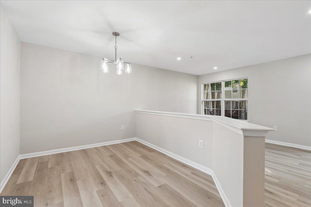SOUTH HAMPTON - Residential