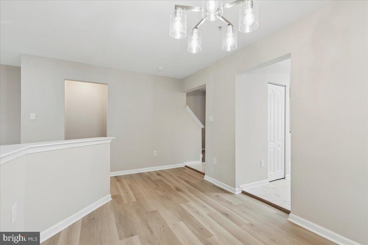 SOUTH HAMPTON - Residential