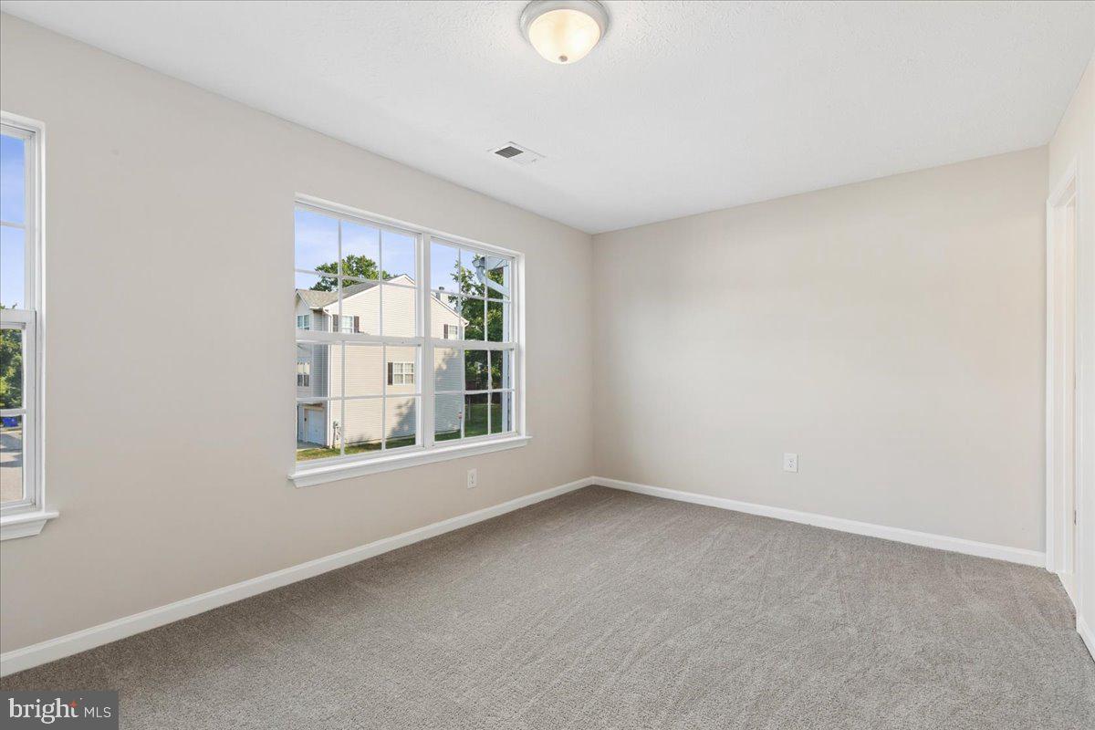 SOUTH HAMPTON - Residential