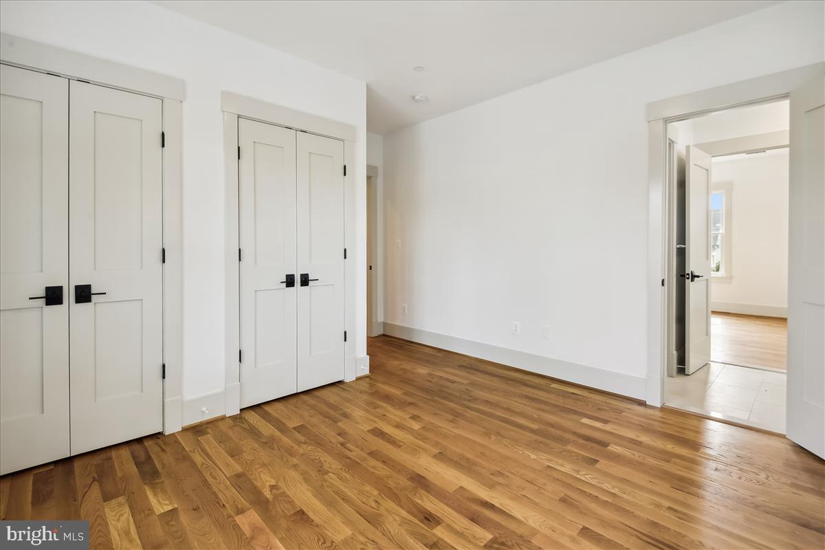 GLENBROOK VILLAGE - Residential