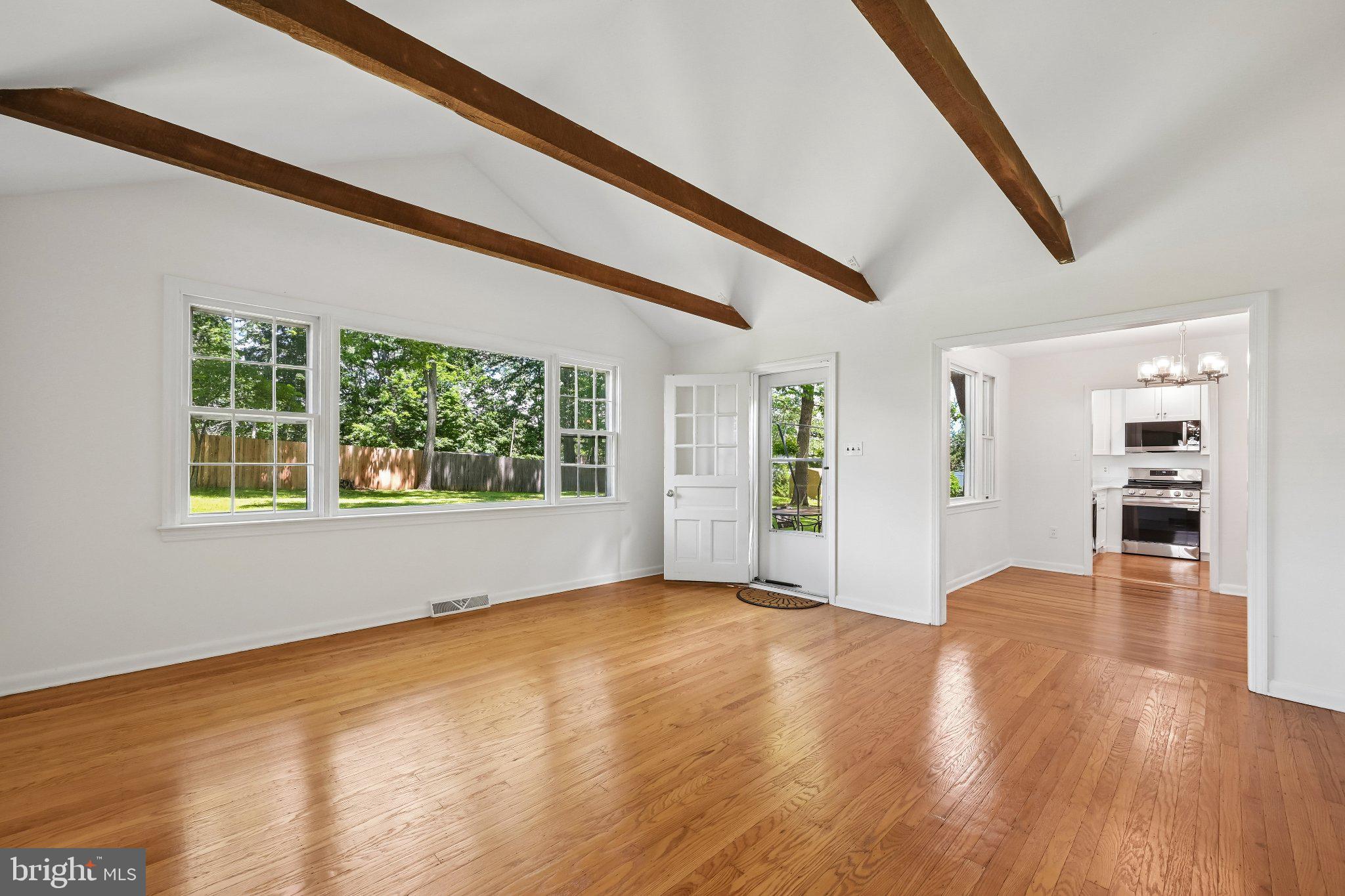 BERWYN DOWNS - Residential