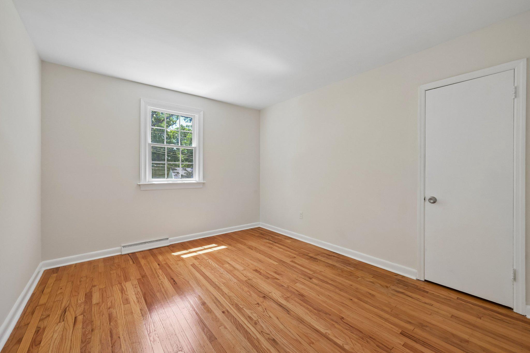 BERWYN DOWNS - Residential