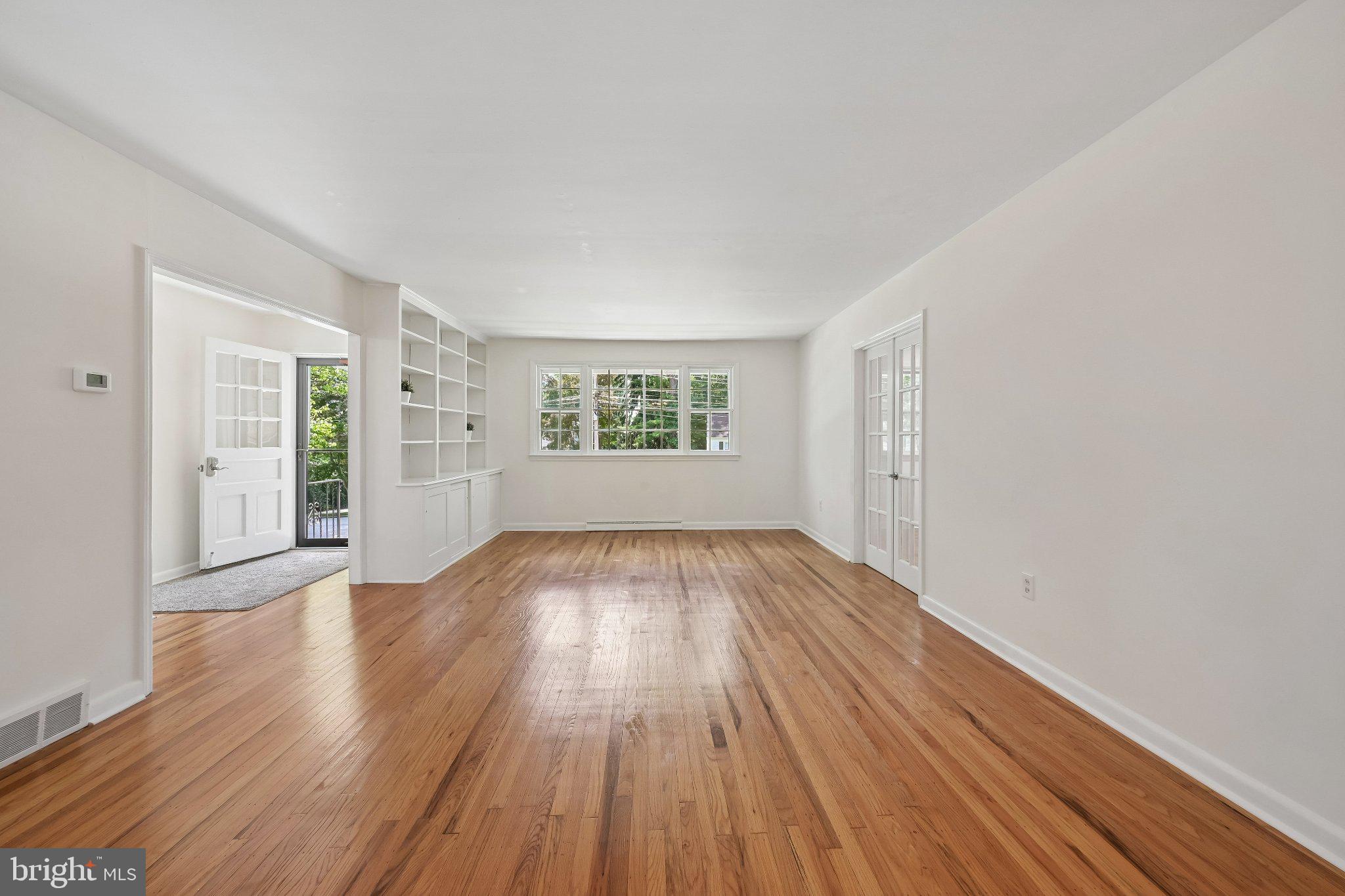 BERWYN DOWNS - Residential