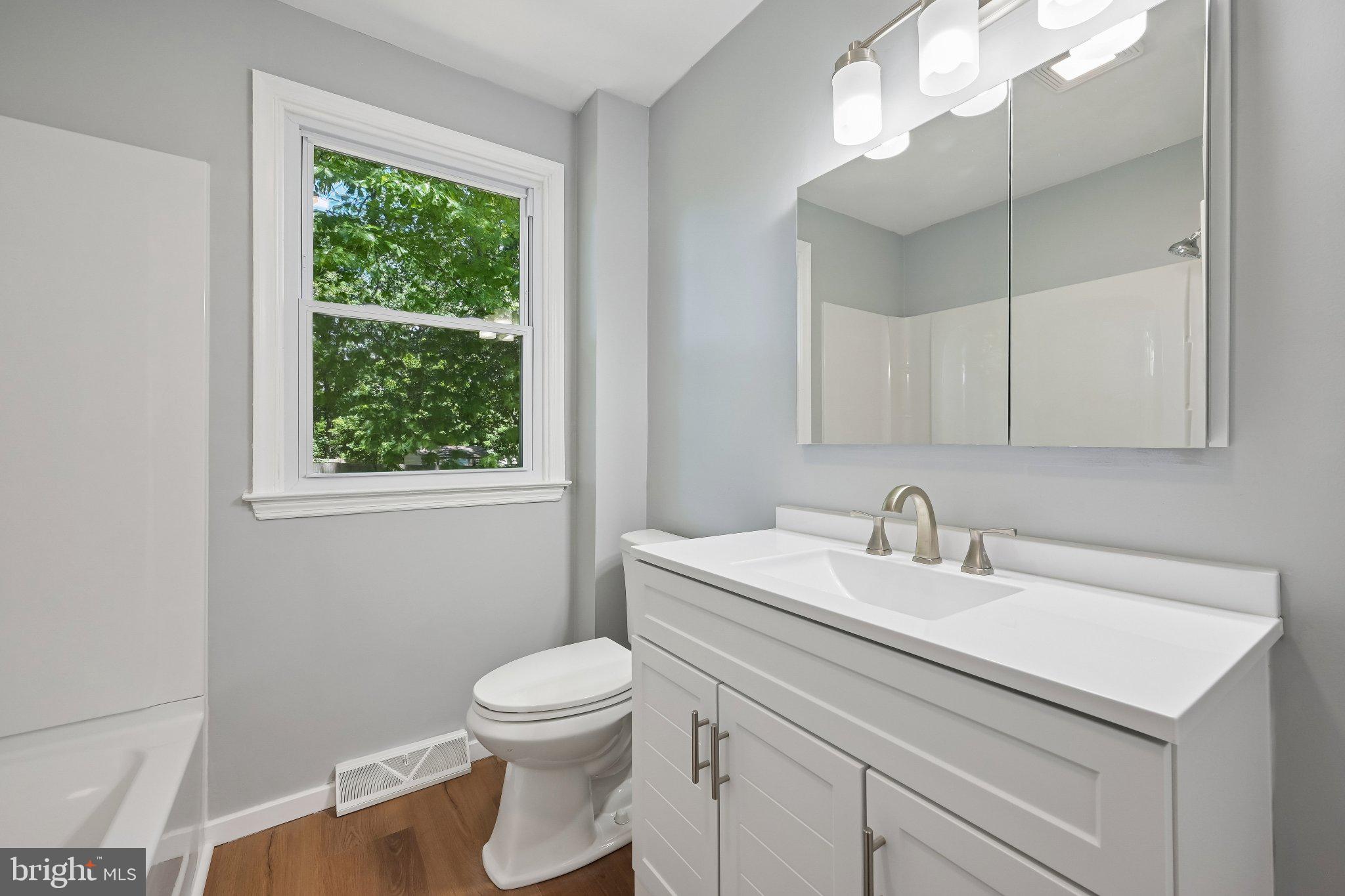 BERWYN DOWNS - Residential