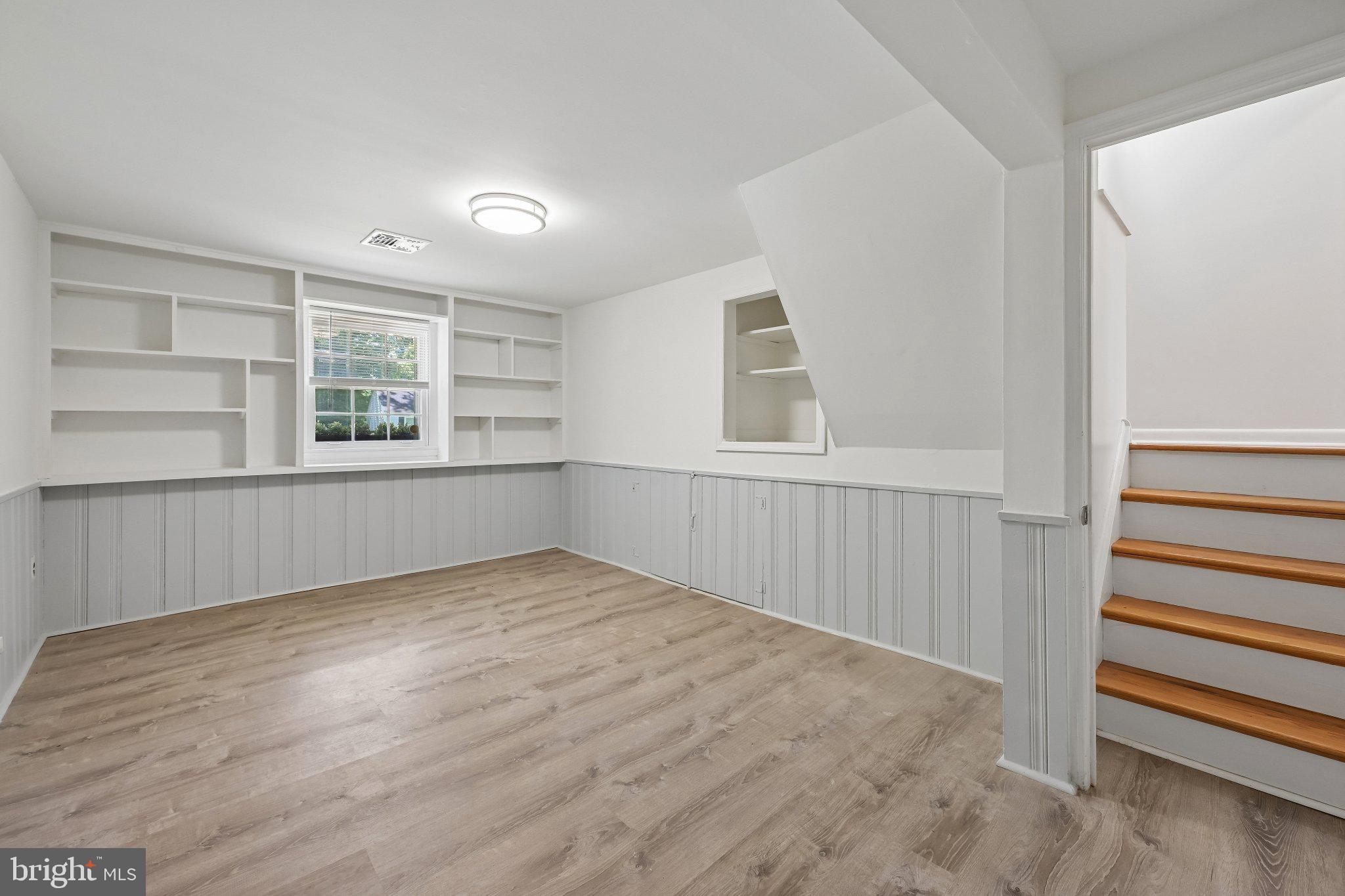 BERWYN DOWNS - Residential