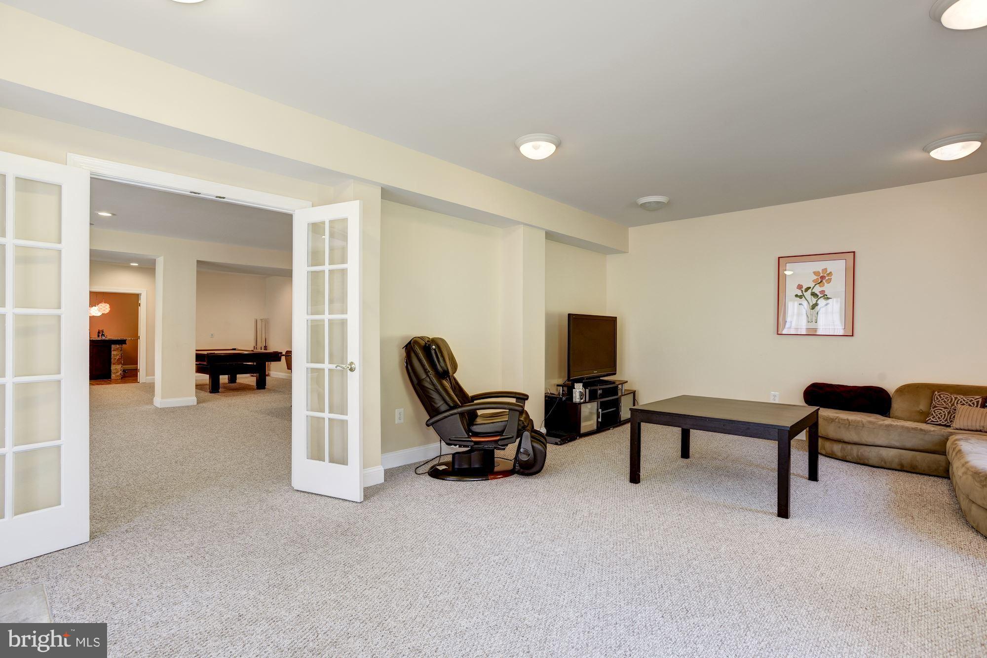 WOLF RUN SHOALS - Residential