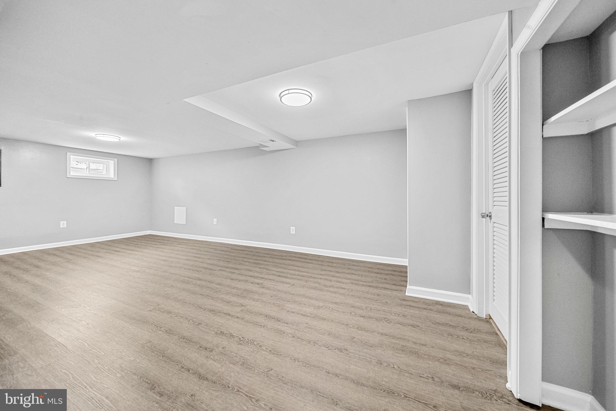 BROYHILL PARK - Residential