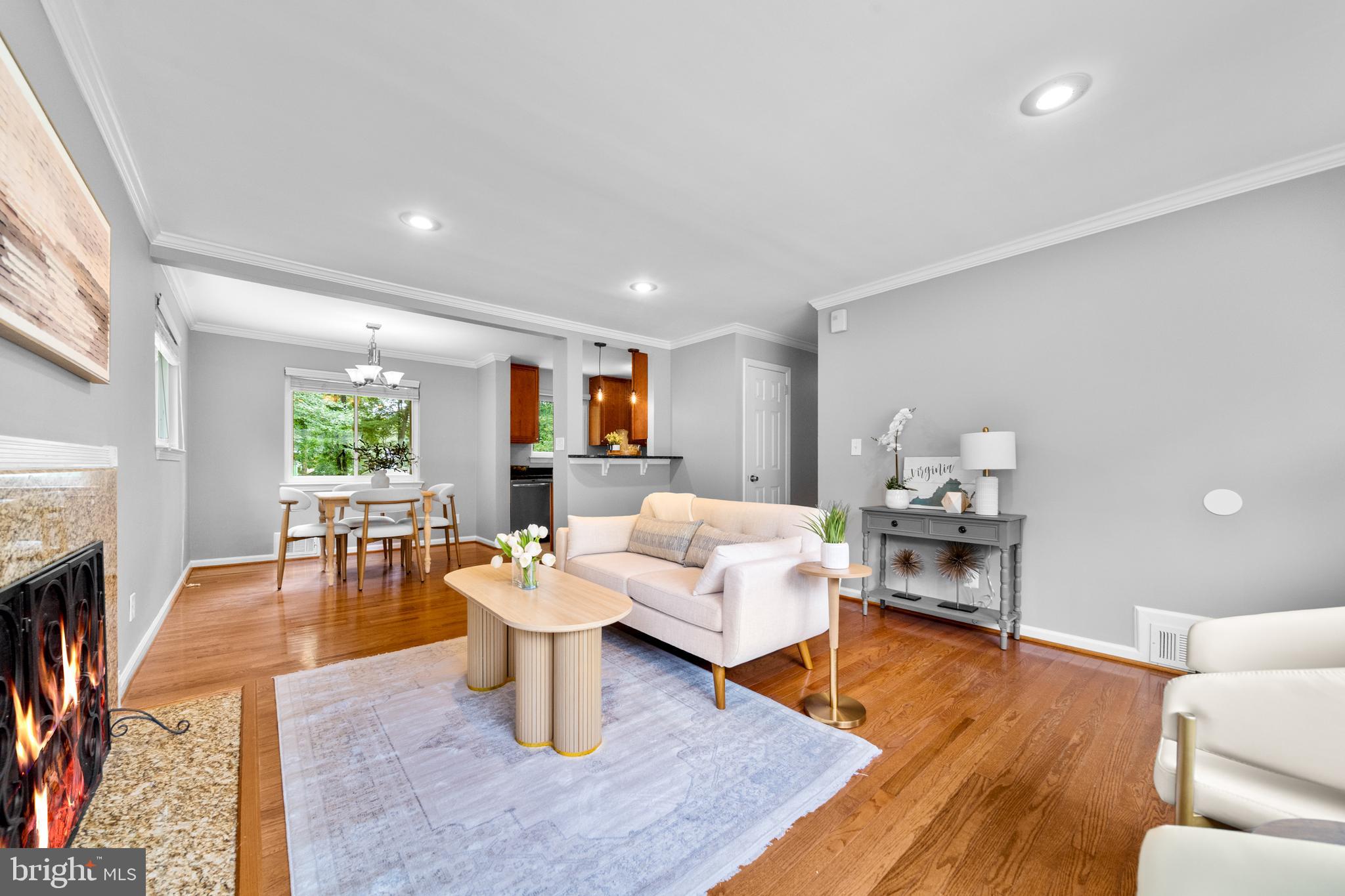 BROYHILL PARK - Residential