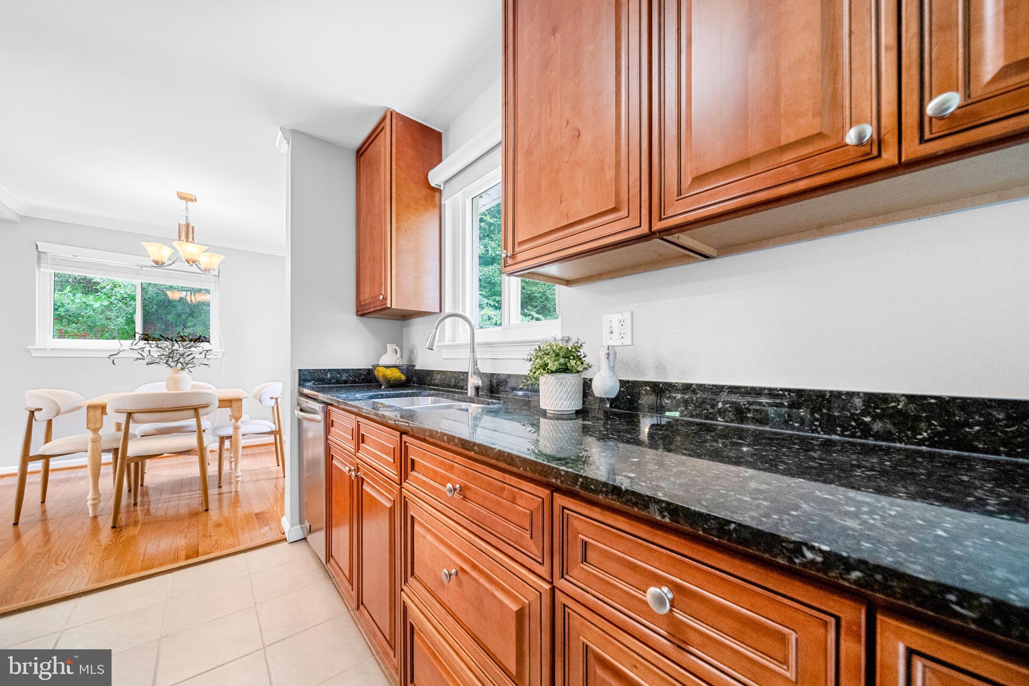BROYHILL PARK - Residential