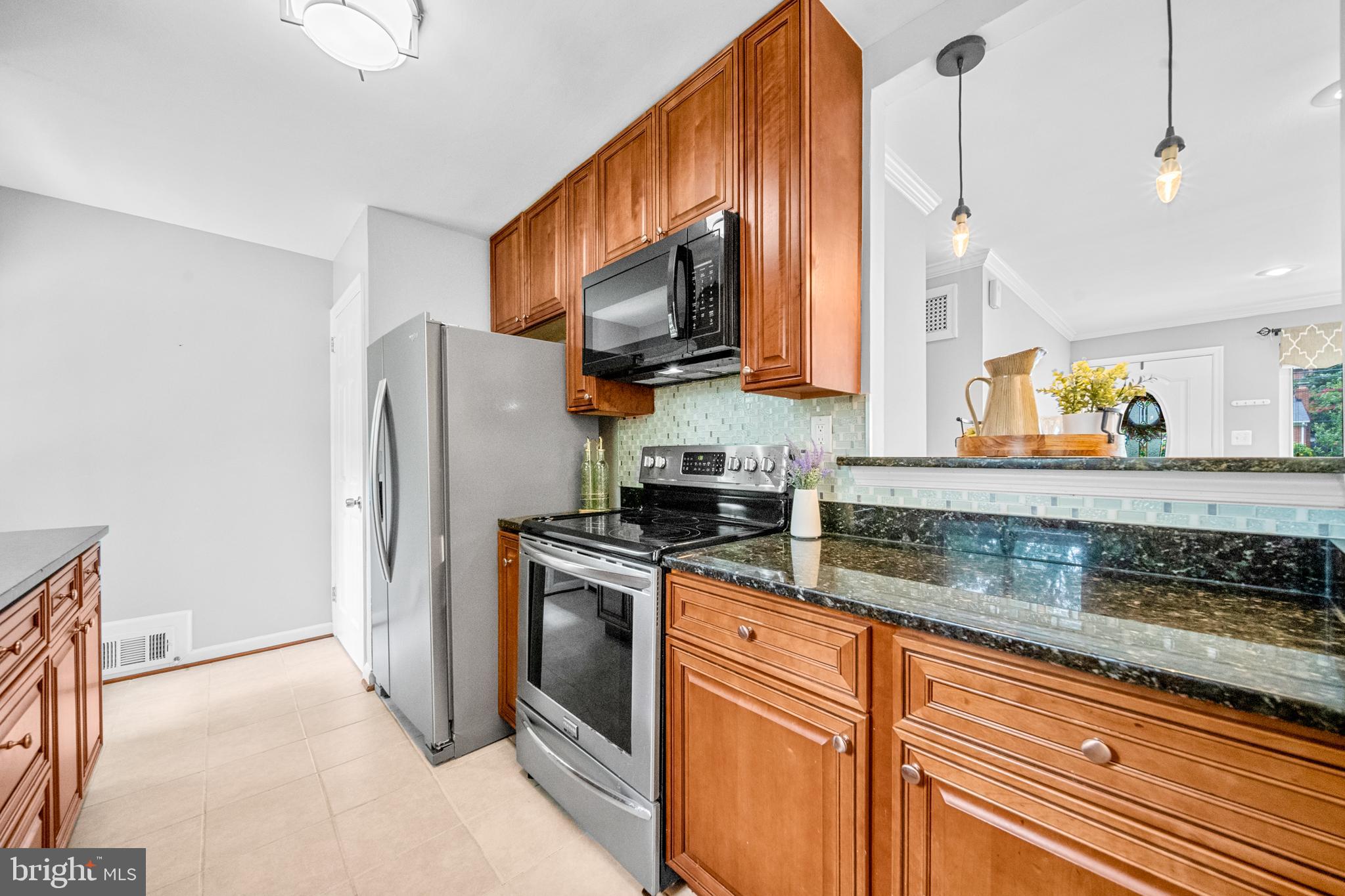 BROYHILL PARK - Residential