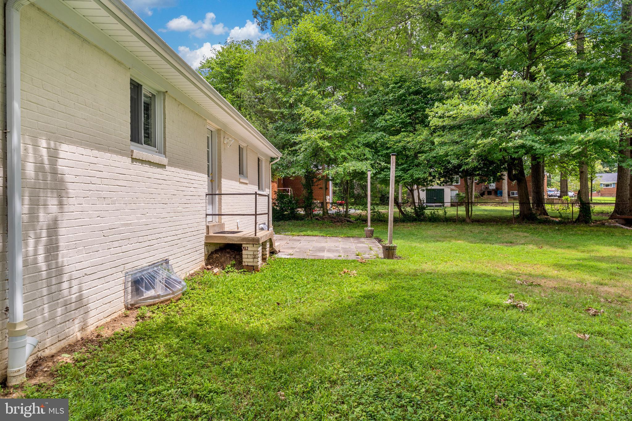 BROYHILL PARK - Residential