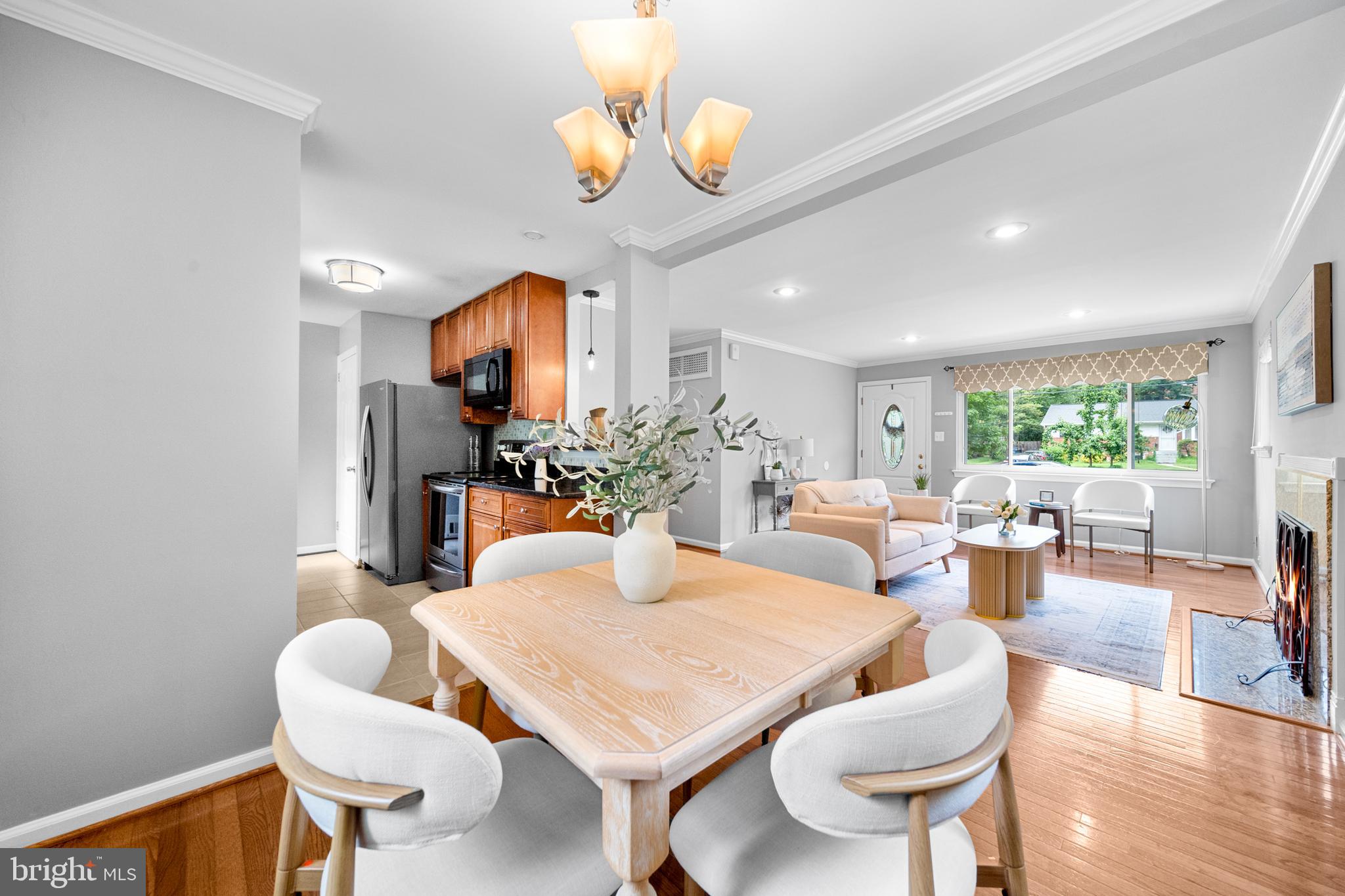 BROYHILL PARK - Residential