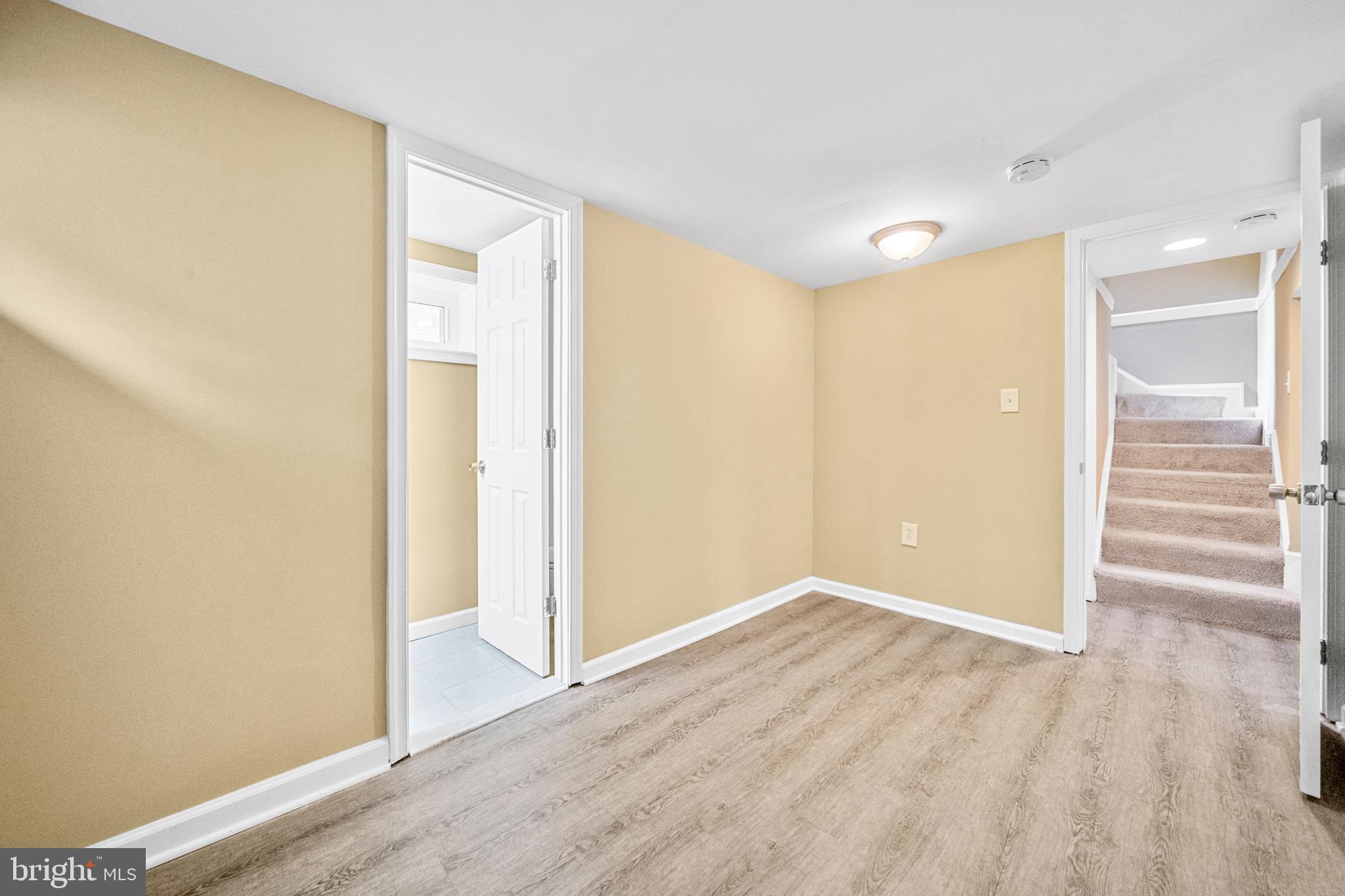 BROYHILL PARK - Residential