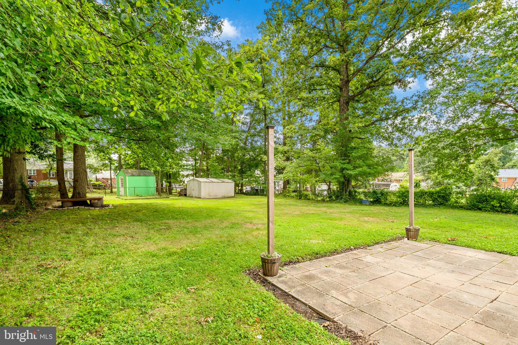 BROYHILL PARK - Residential