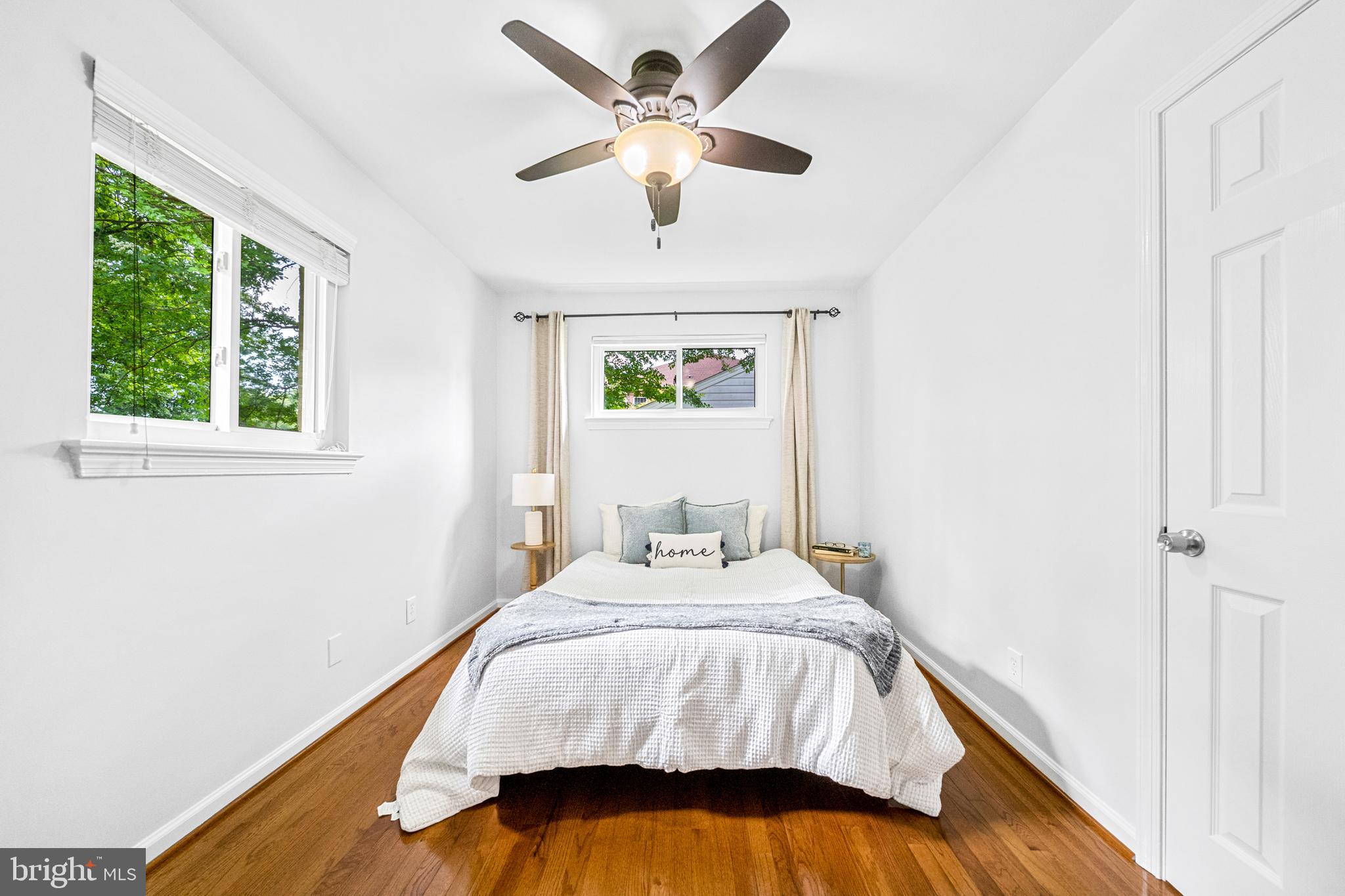 BROYHILL PARK - Residential