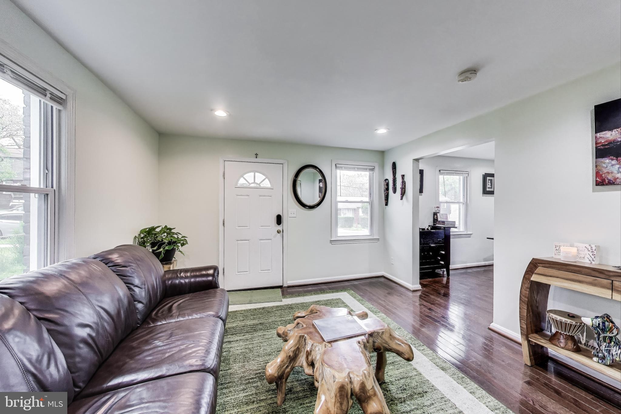 HOLLYWOOD - Residential