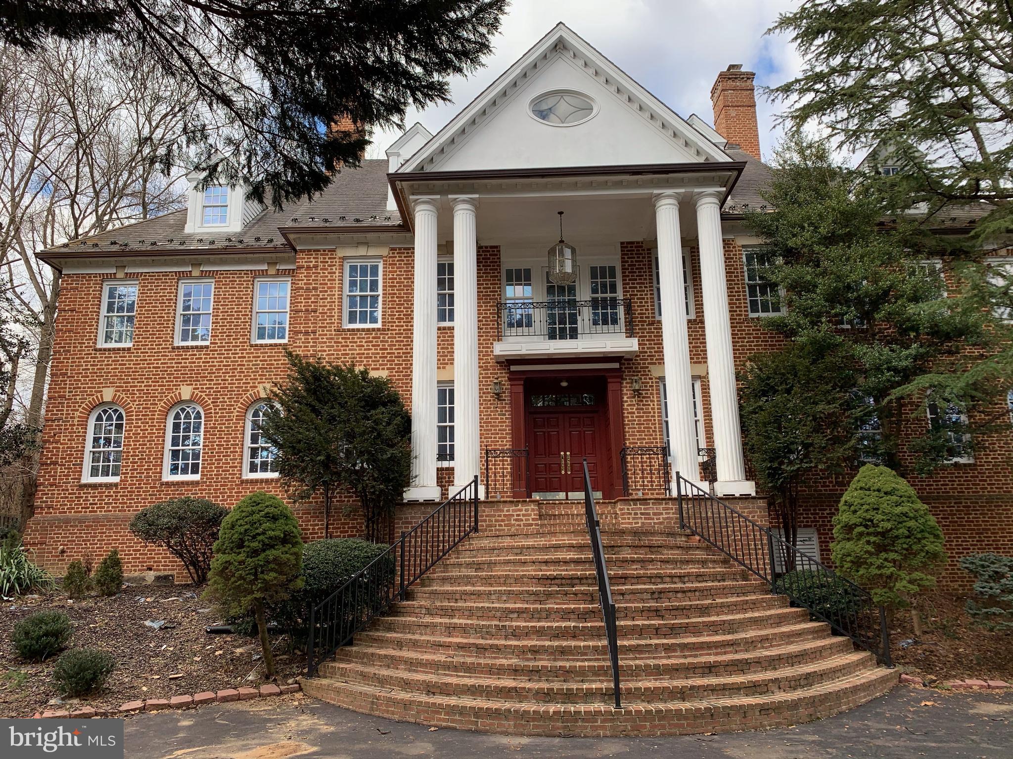 BASIL COURT - Residential