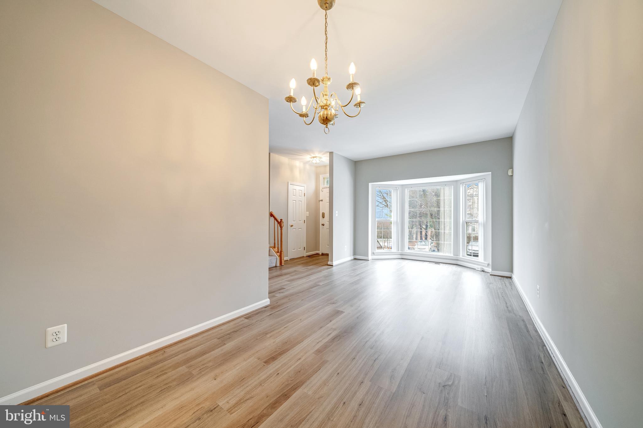 GUNSTON SQUARE - Residential