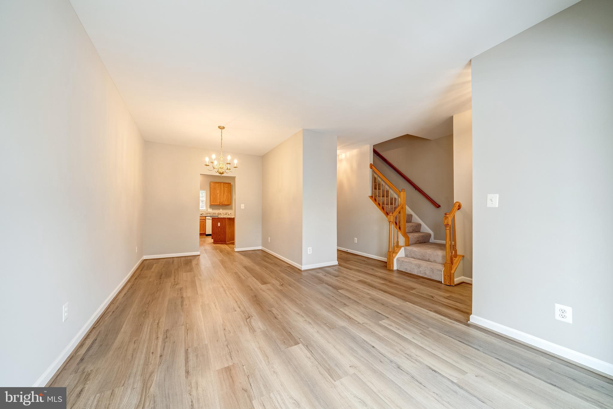GUNSTON SQUARE - Residential