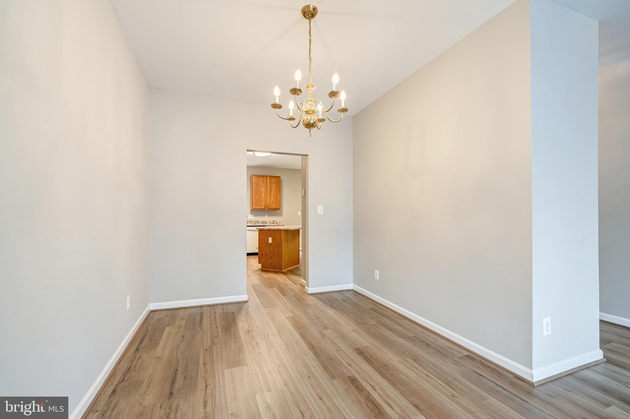 GUNSTON SQUARE - Residential