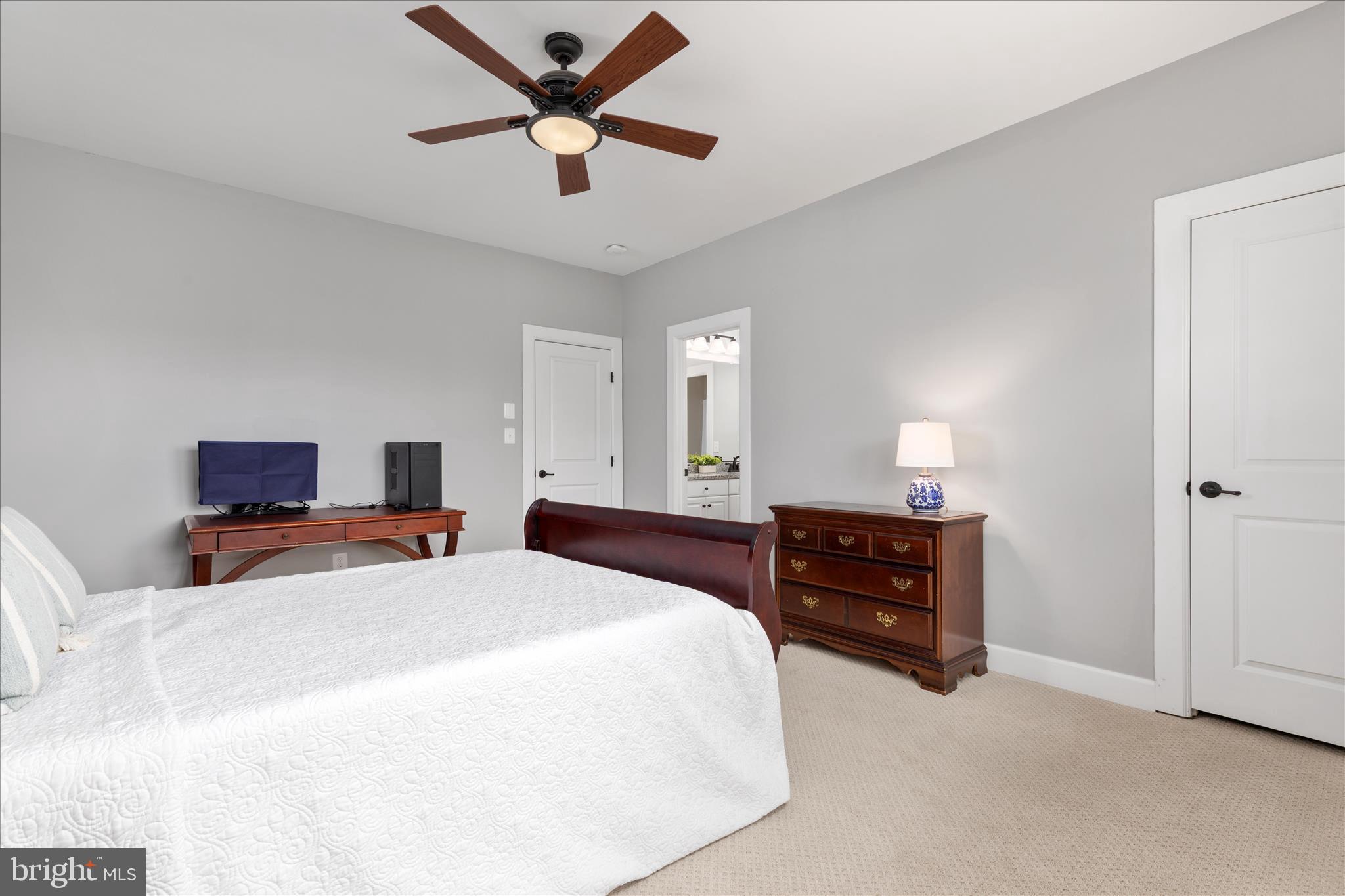 WARRENTON CHASE - Residential
