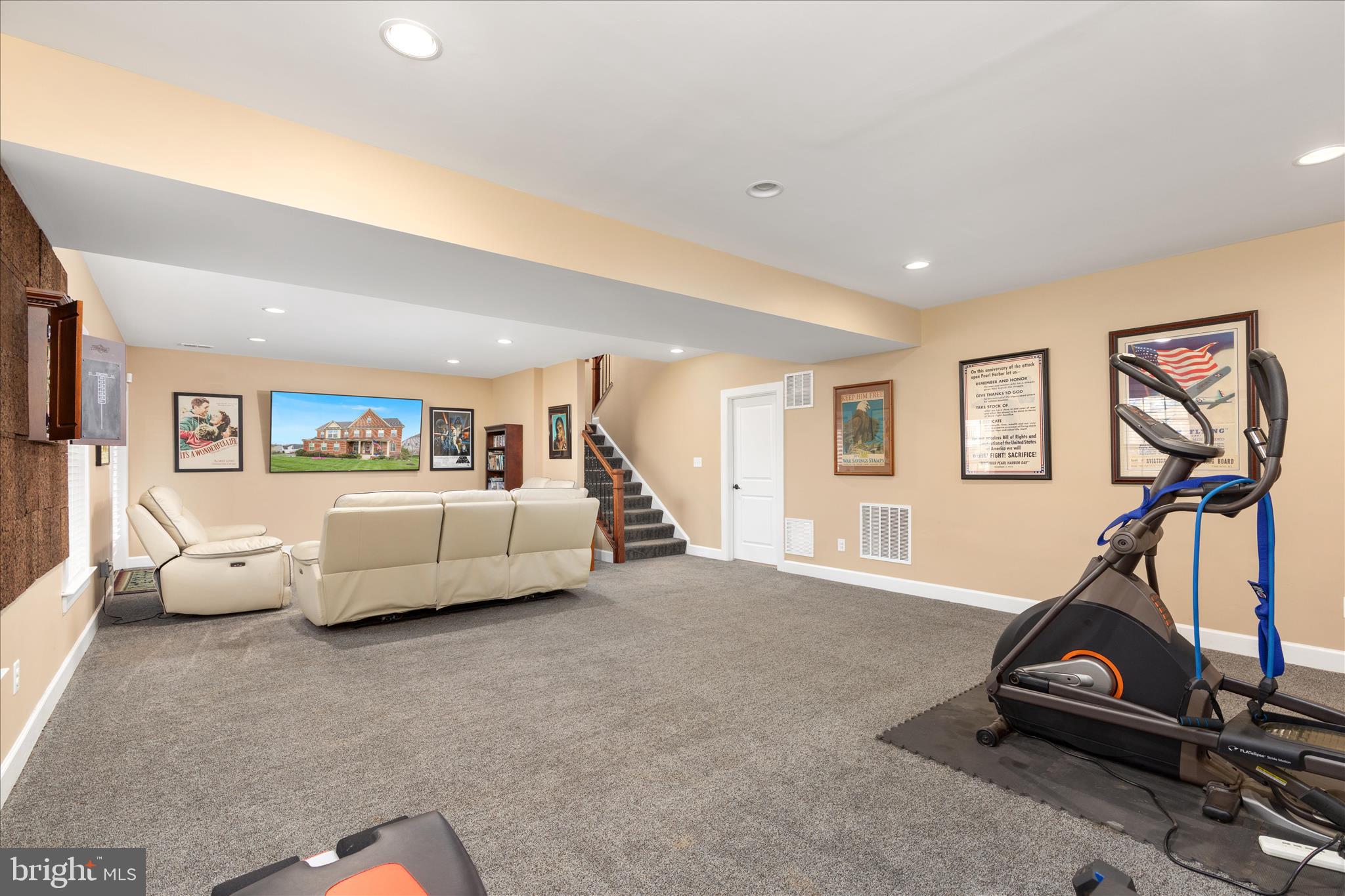 WARRENTON CHASE - Residential