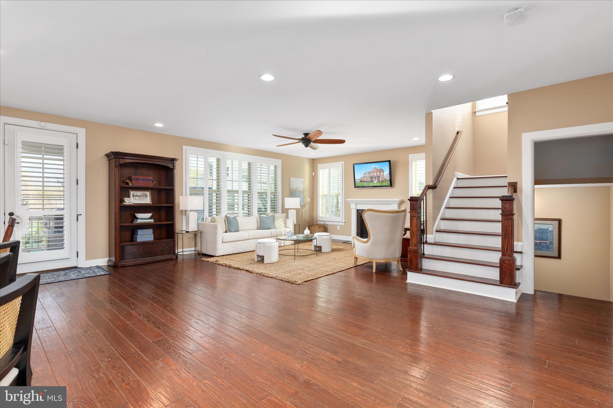 WARRENTON CHASE - Residential