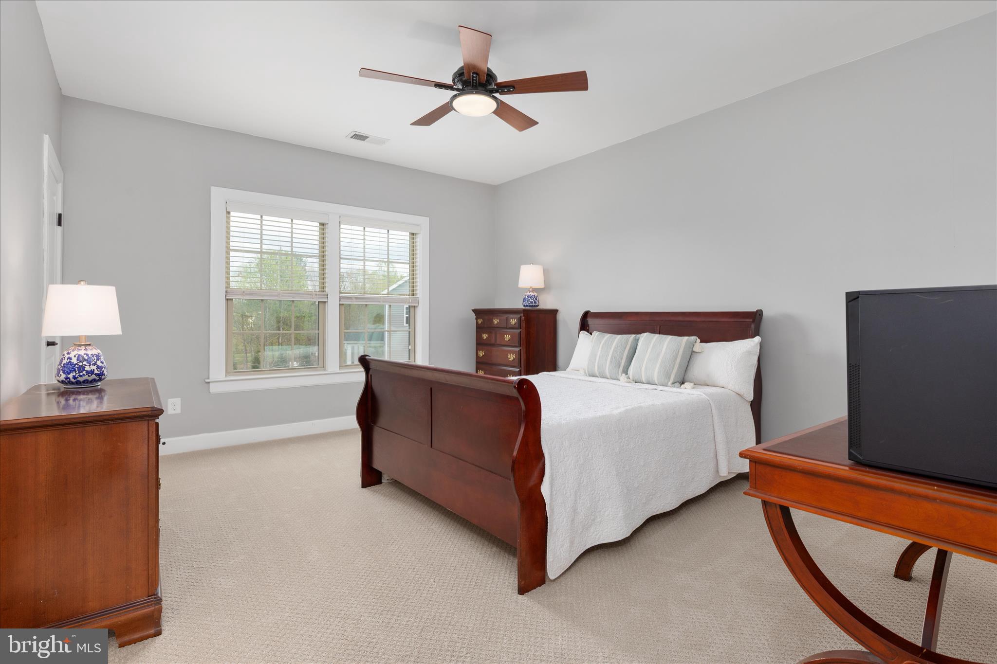 WARRENTON CHASE - Residential