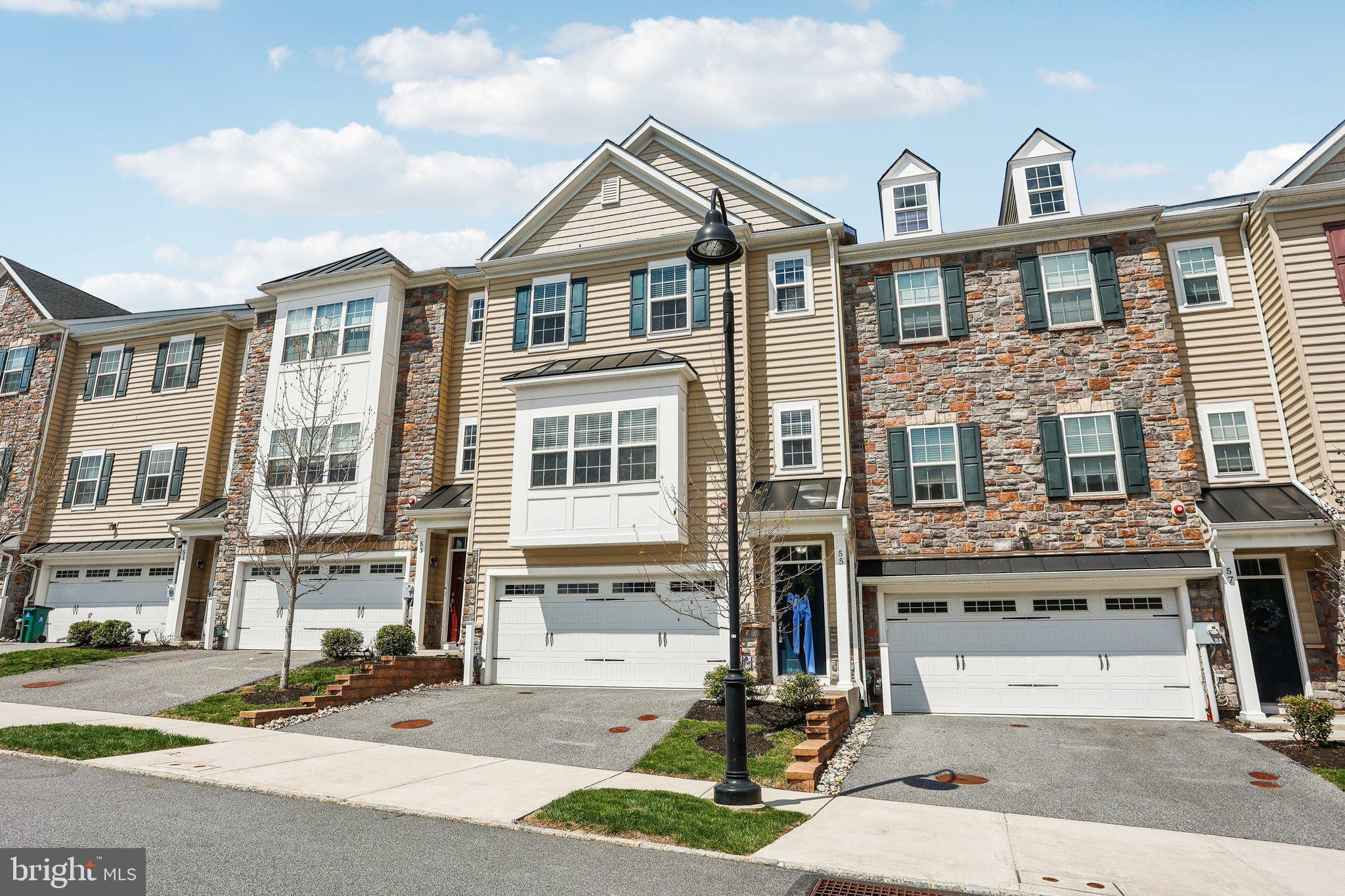 THE RES AT ROSE TREE - Residential