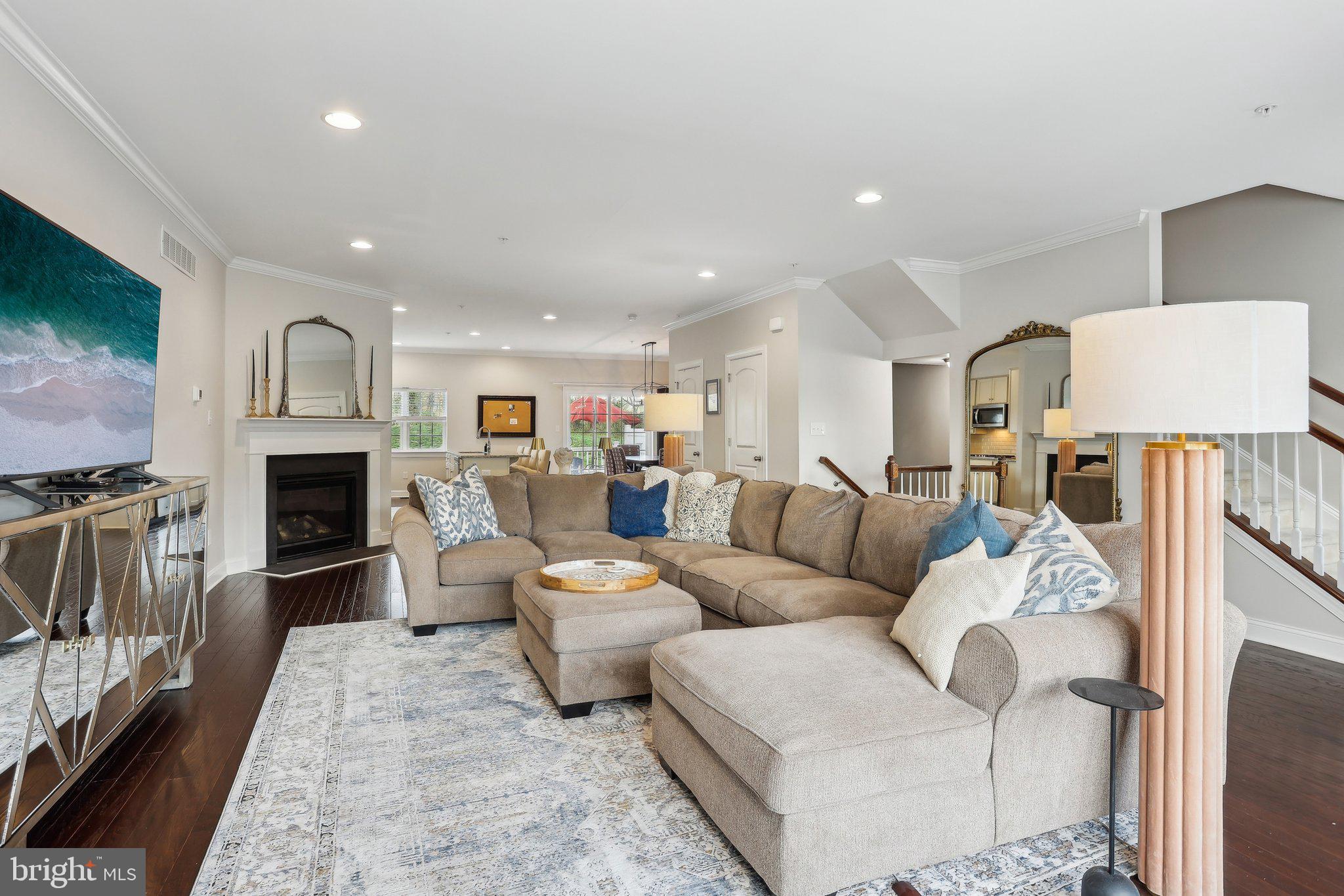 THE RES AT ROSE TREE - Residential