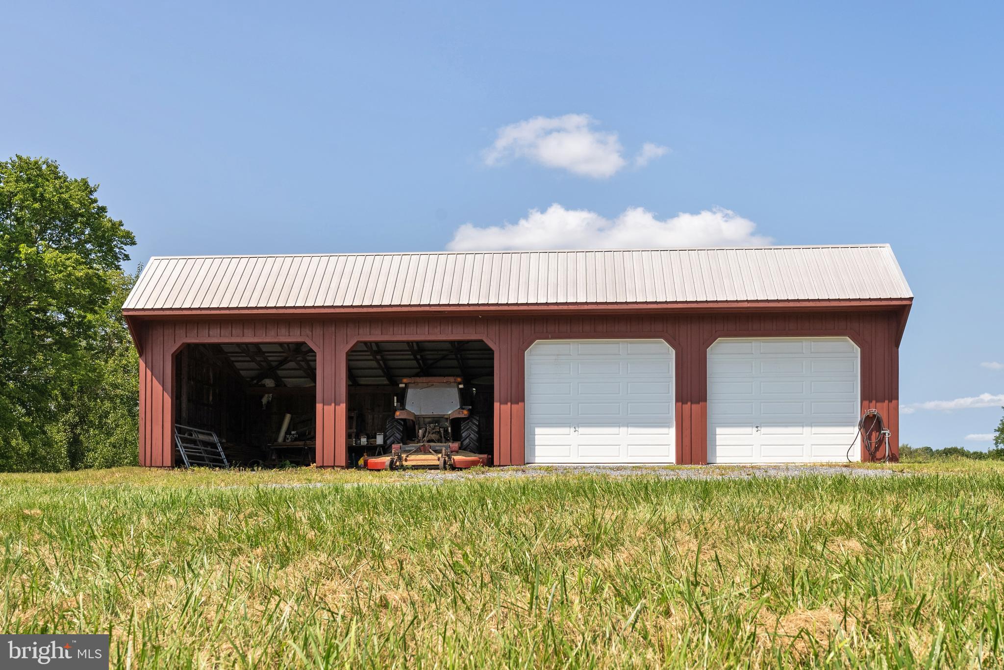 STONEY SPRINGS - Farm