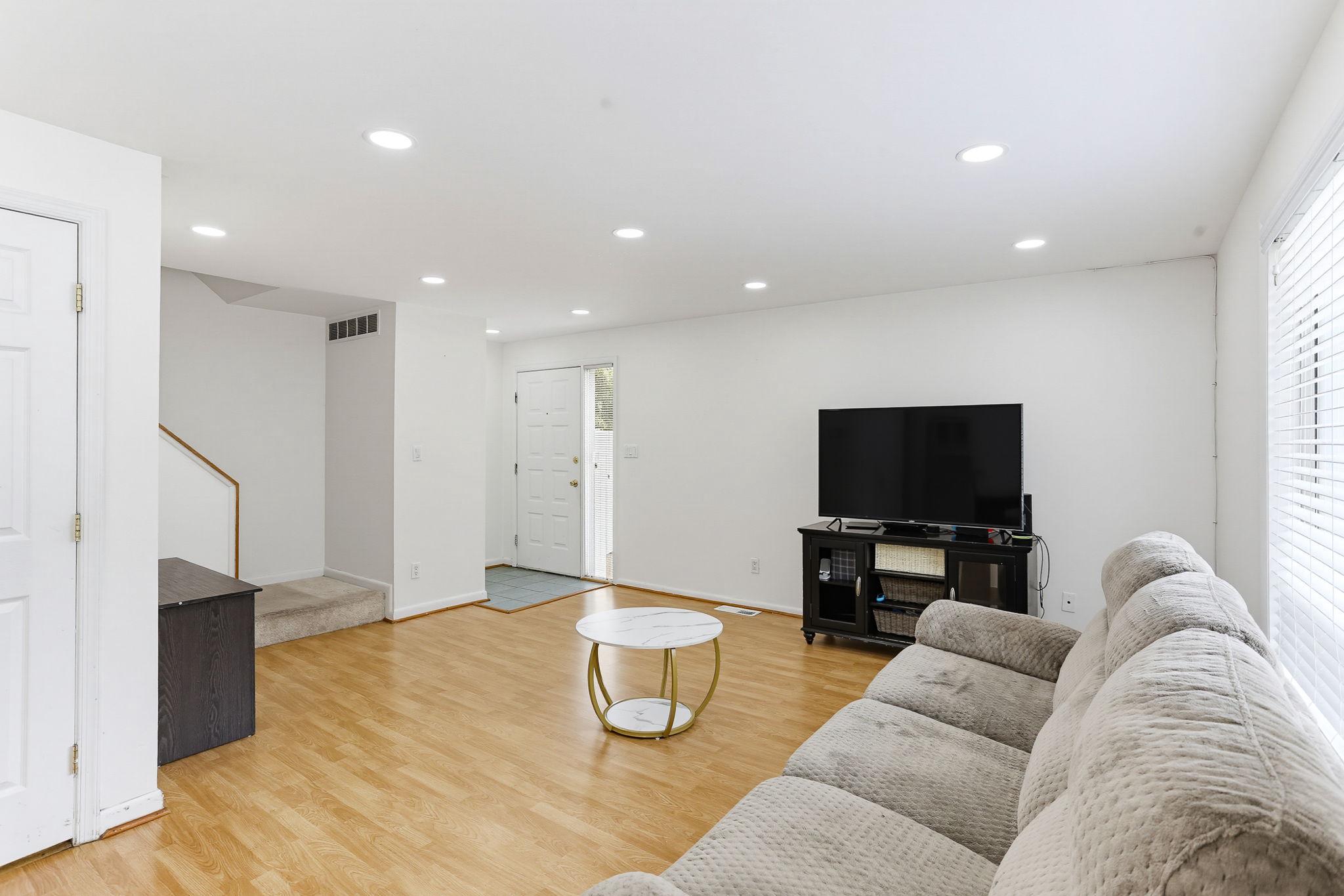 DONCASTER VILLAGE - Residential
