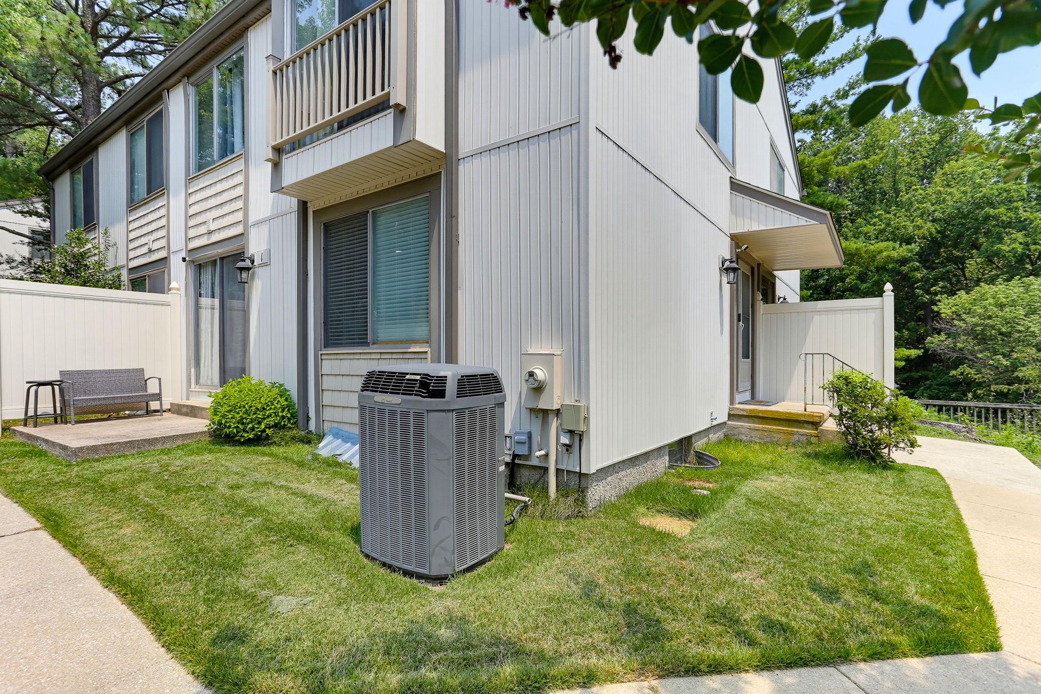 DONCASTER VILLAGE - Residential