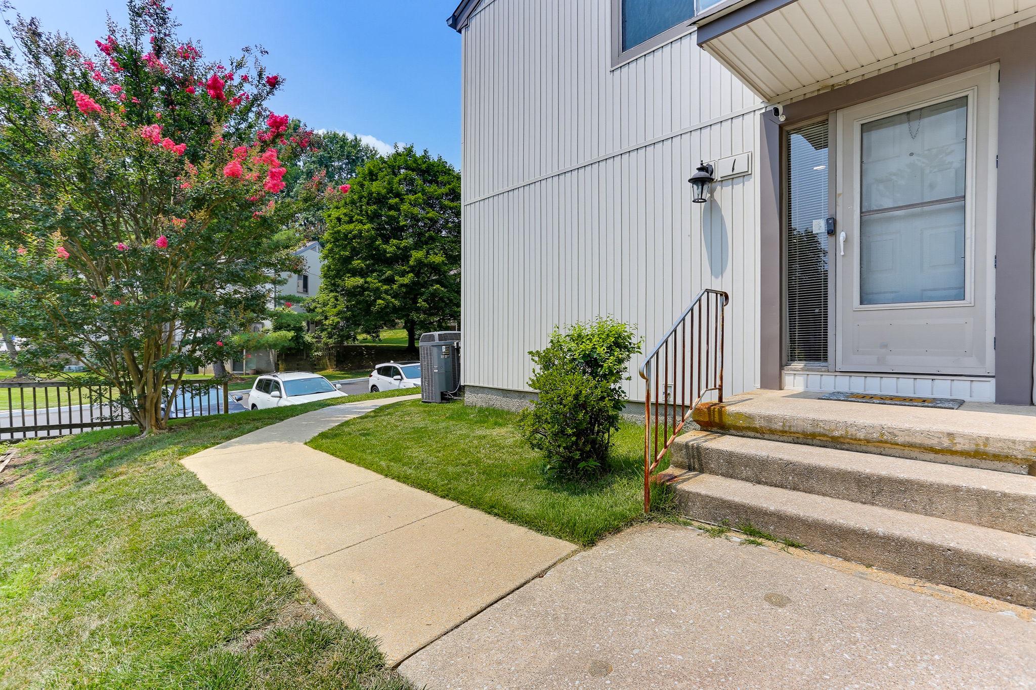 DONCASTER VILLAGE - Residential