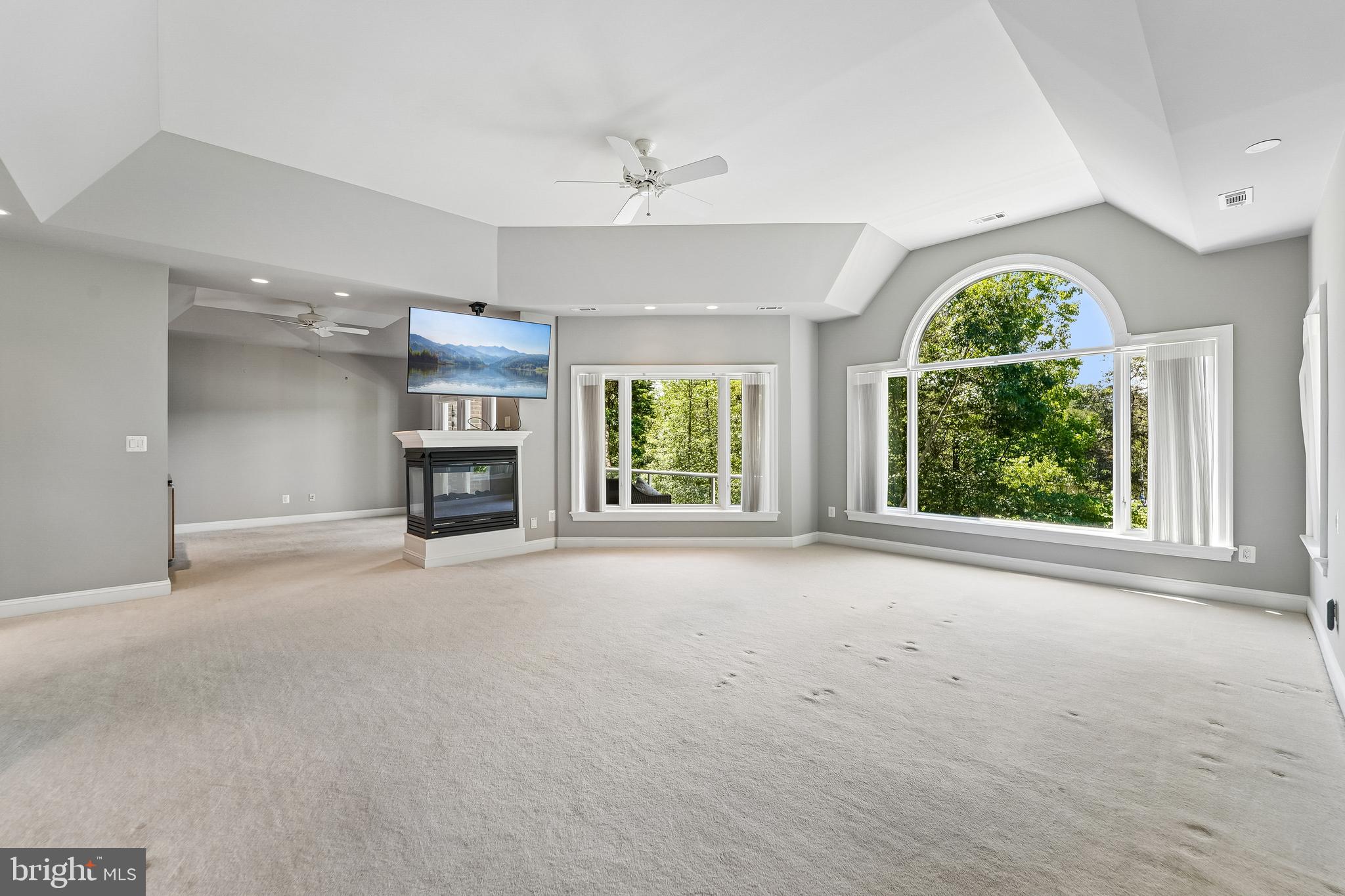 BLUFF POINT ON SEVERN - Residential