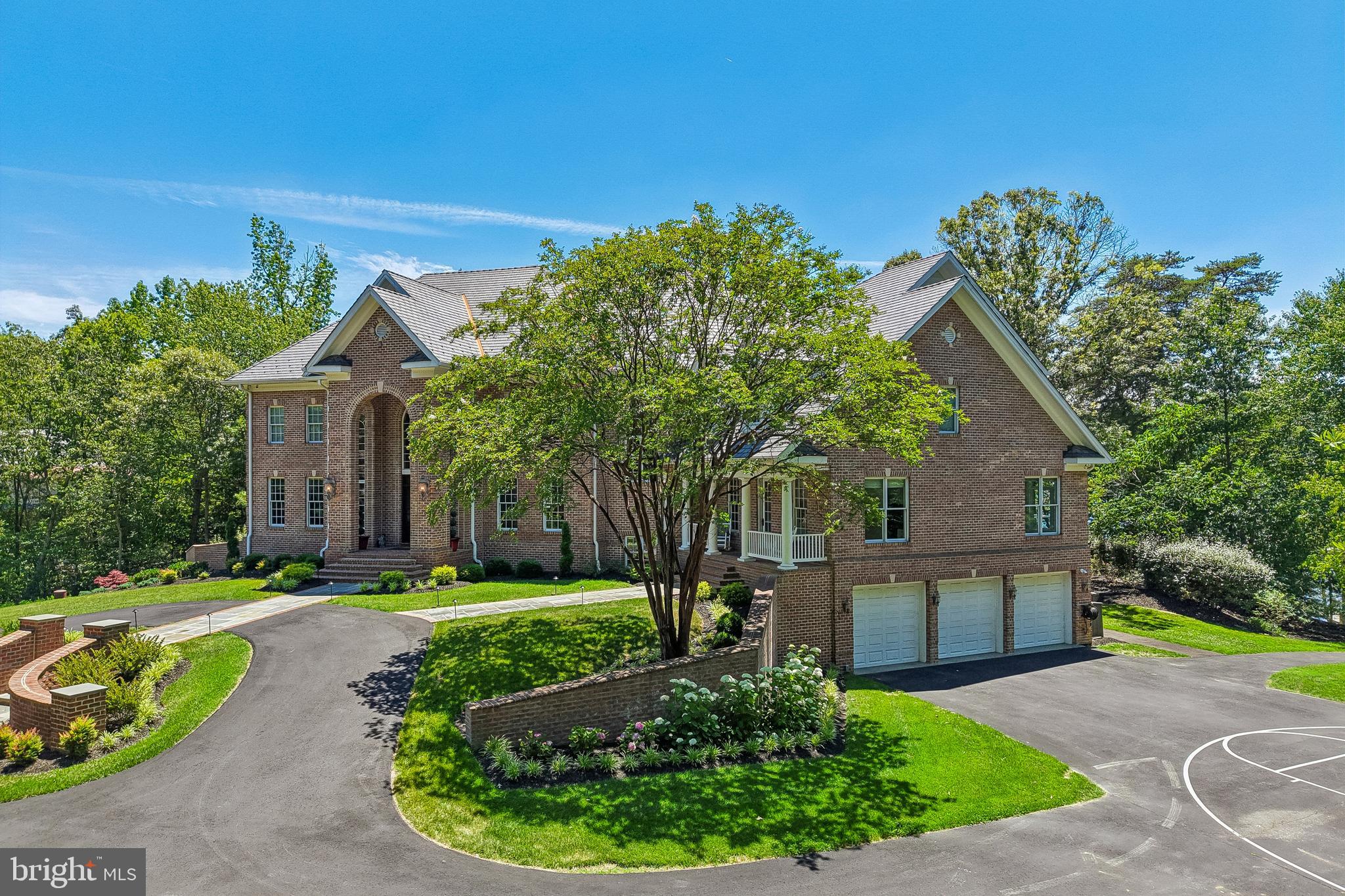BLUFF POINT ON SEVERN - Residential