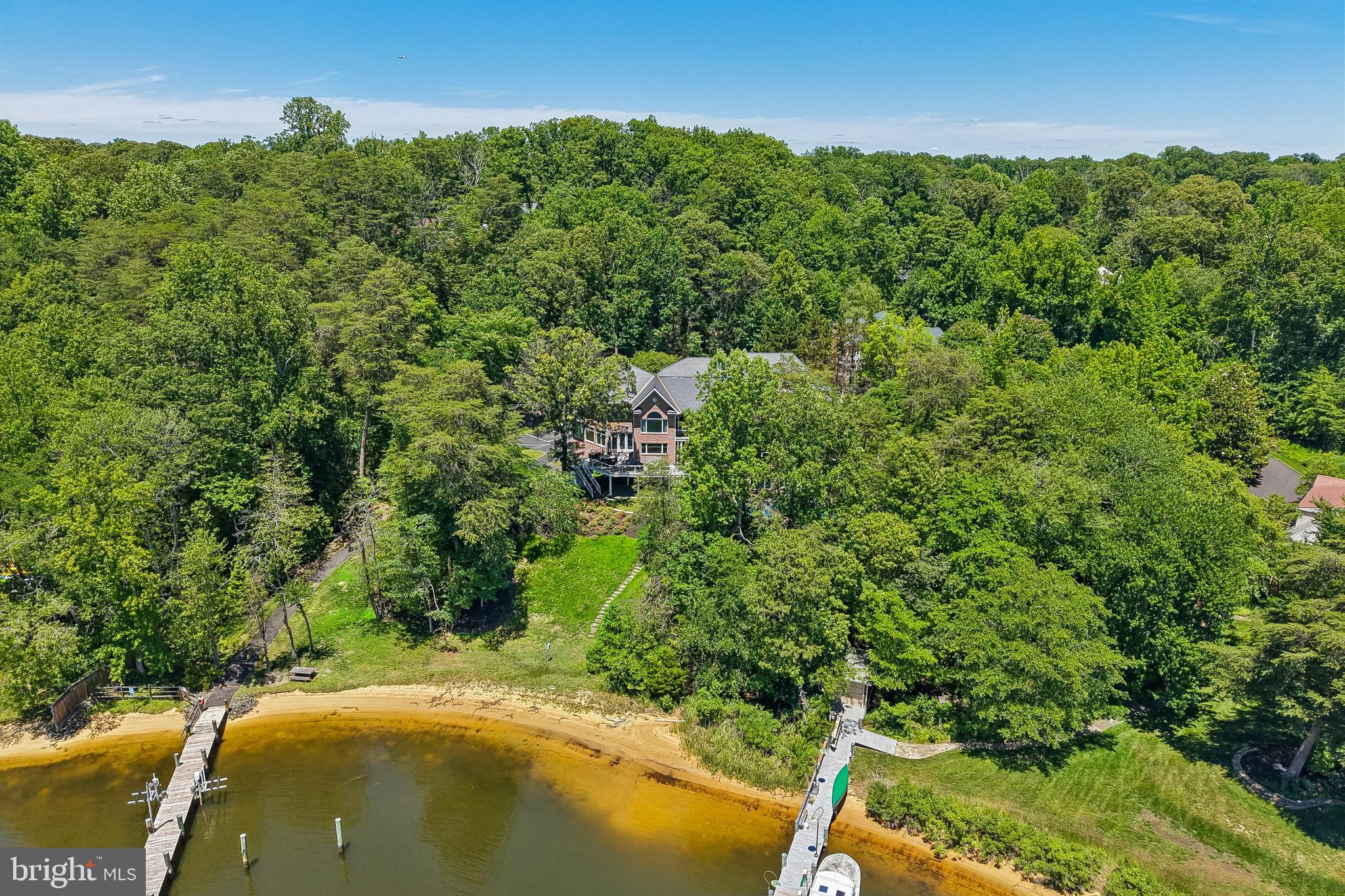 BLUFF POINT ON SEVERN - Residential