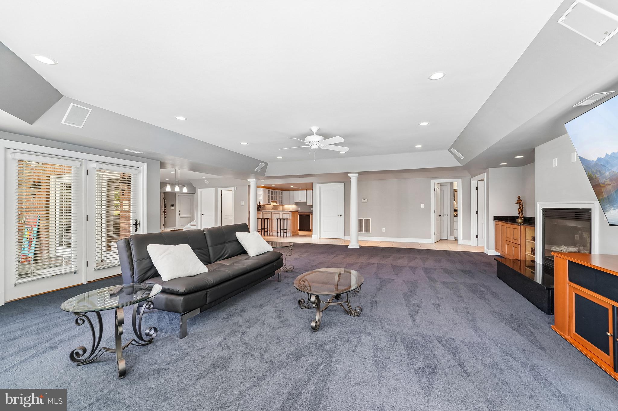 BLUFF POINT ON SEVERN - Residential