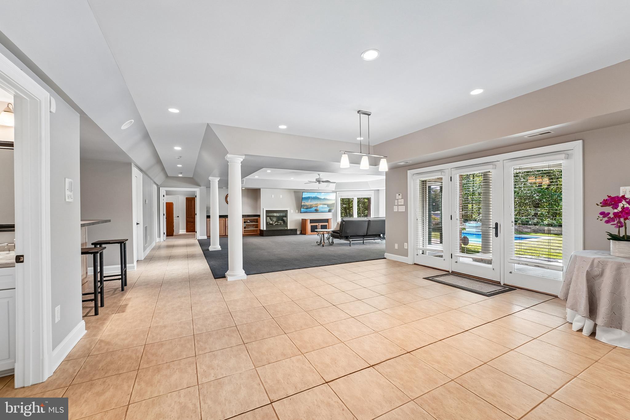 BLUFF POINT ON SEVERN - Residential