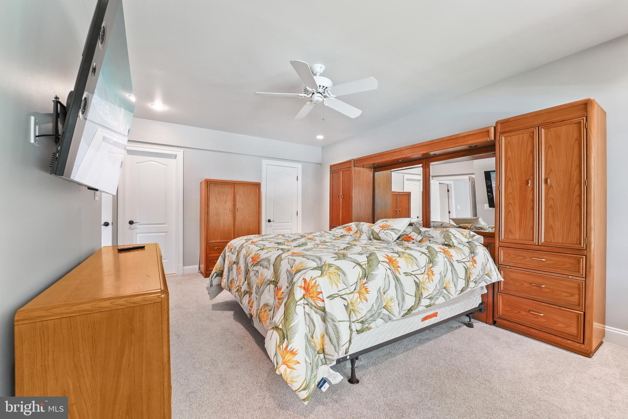 BLUFF POINT ON SEVERN - Residential