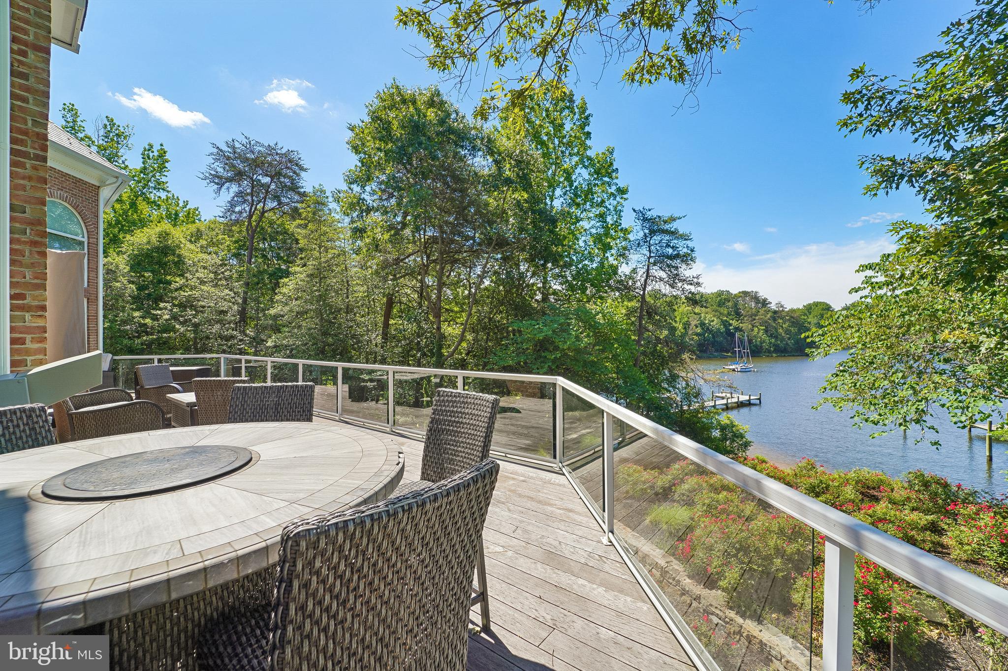 BLUFF POINT ON SEVERN - Residential
