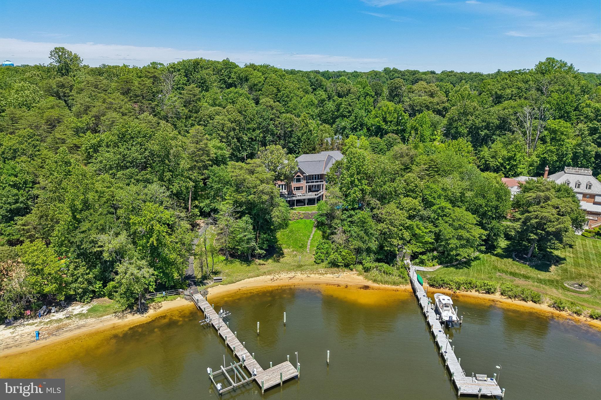 BLUFF POINT ON SEVERN - Residential