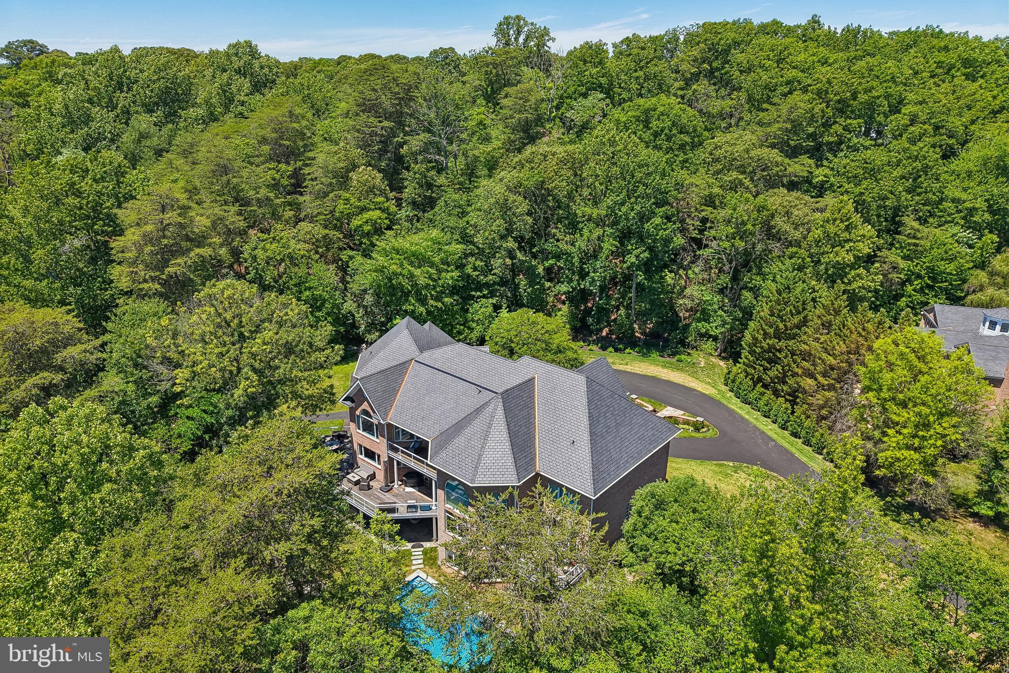 BLUFF POINT ON SEVERN - Residential